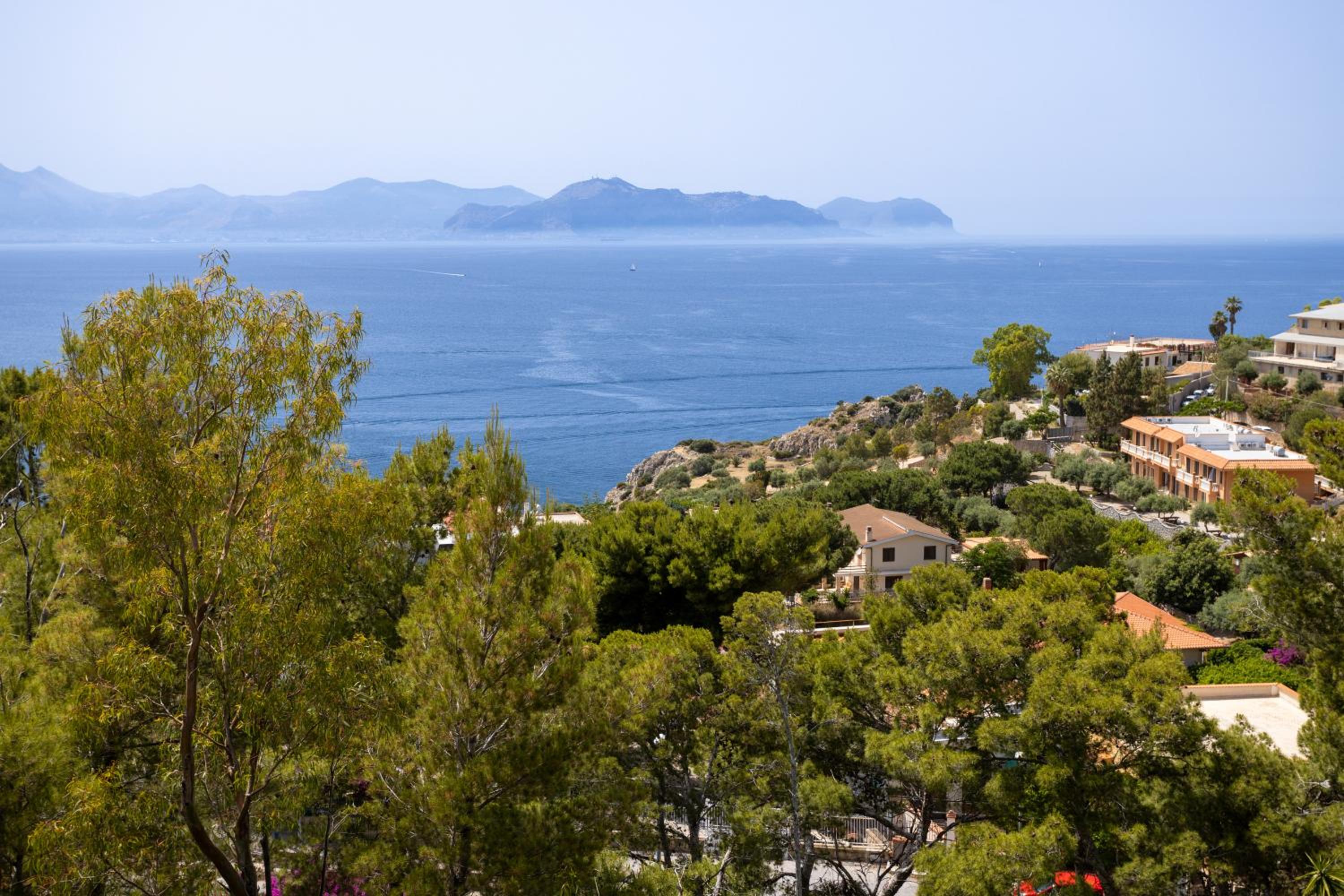 Solemar Sicilia - Villa delle Rocce view 2
