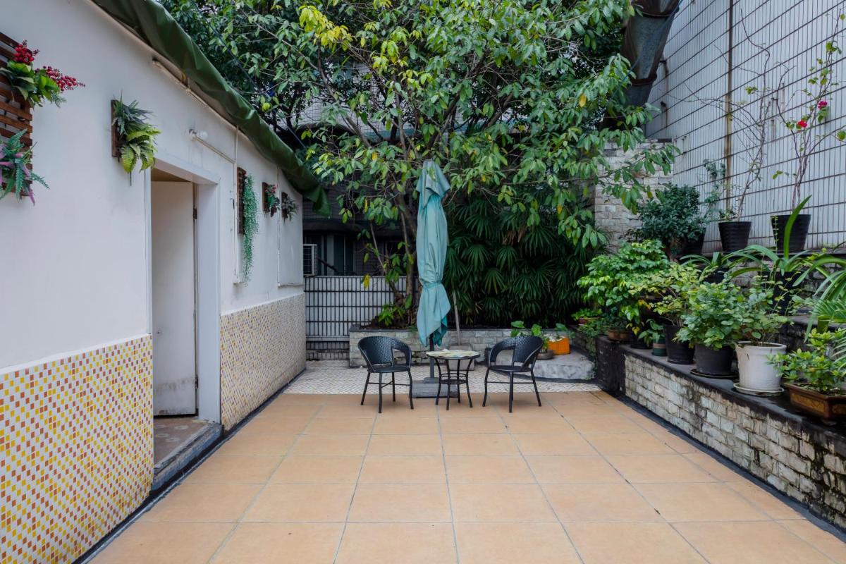 outdoor BBQ area