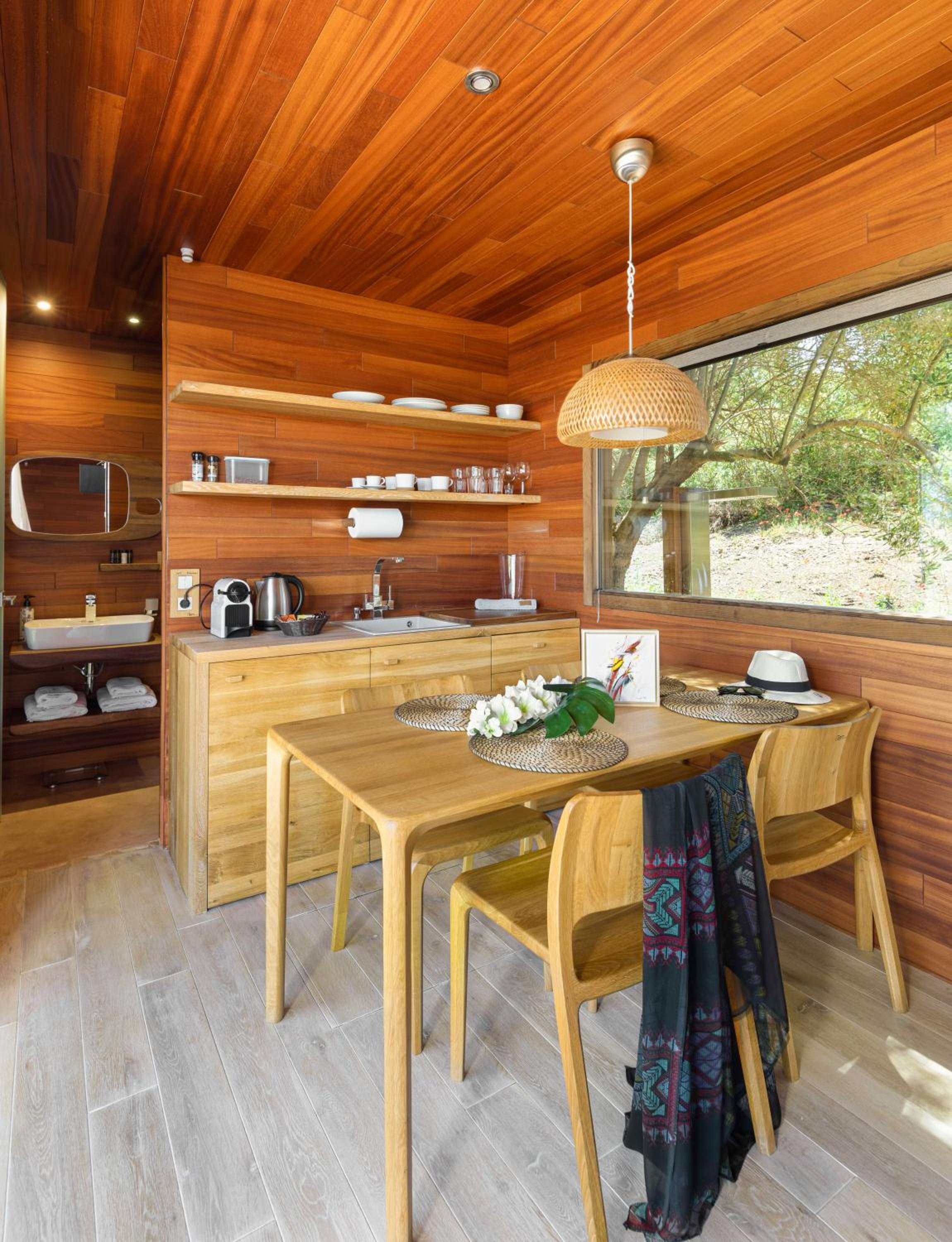 iHouse Paliouri
