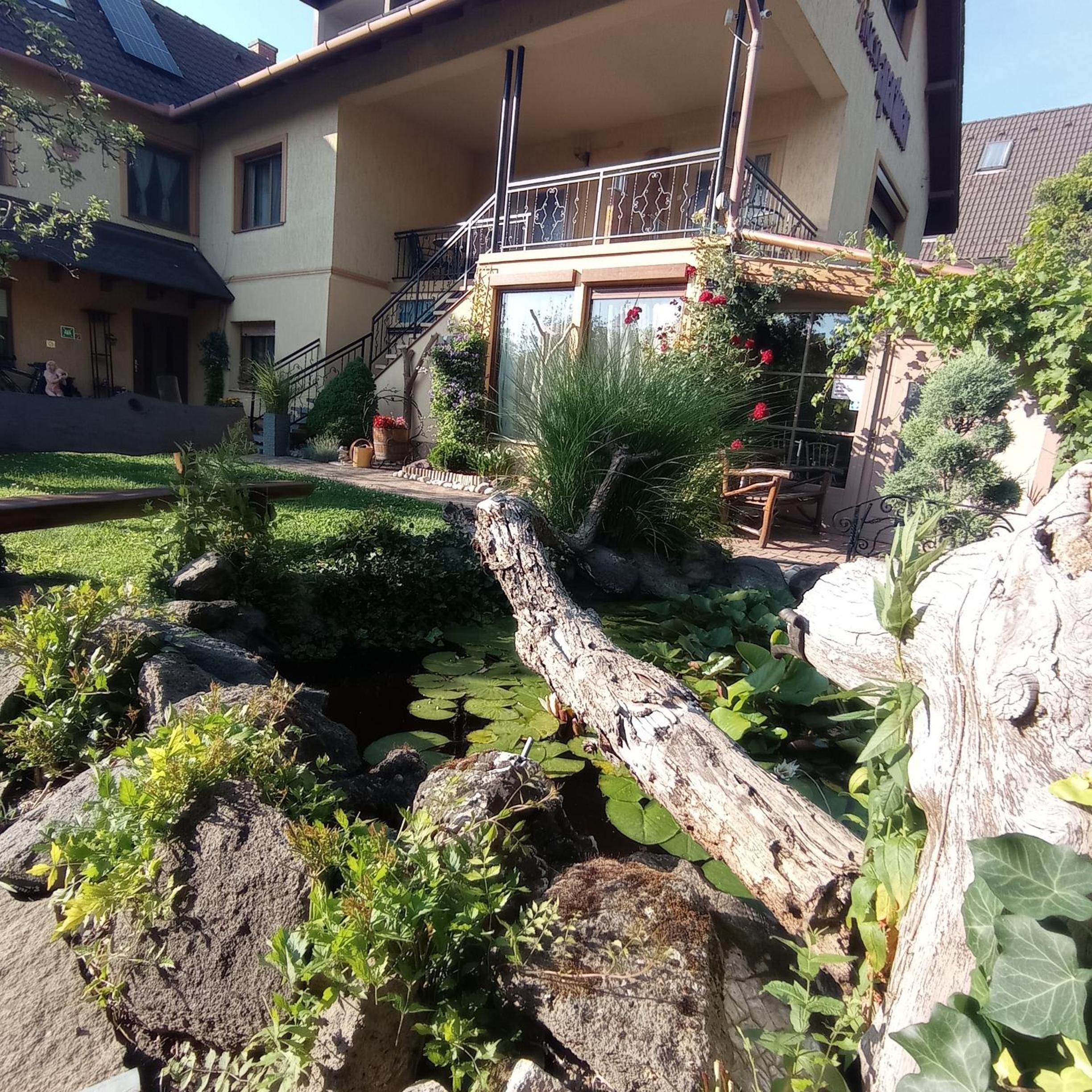 Rózsa Apartman