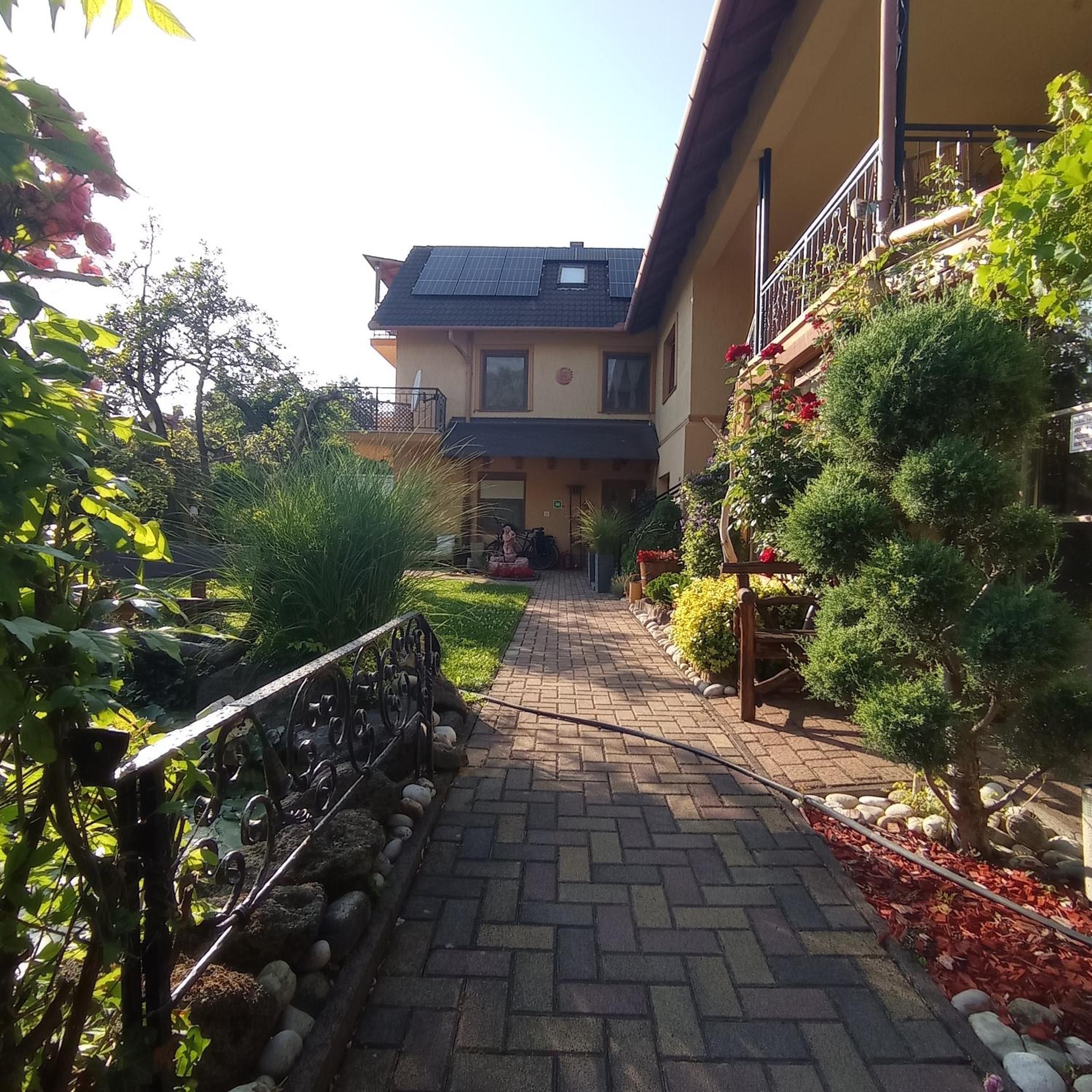Rózsa Apartman