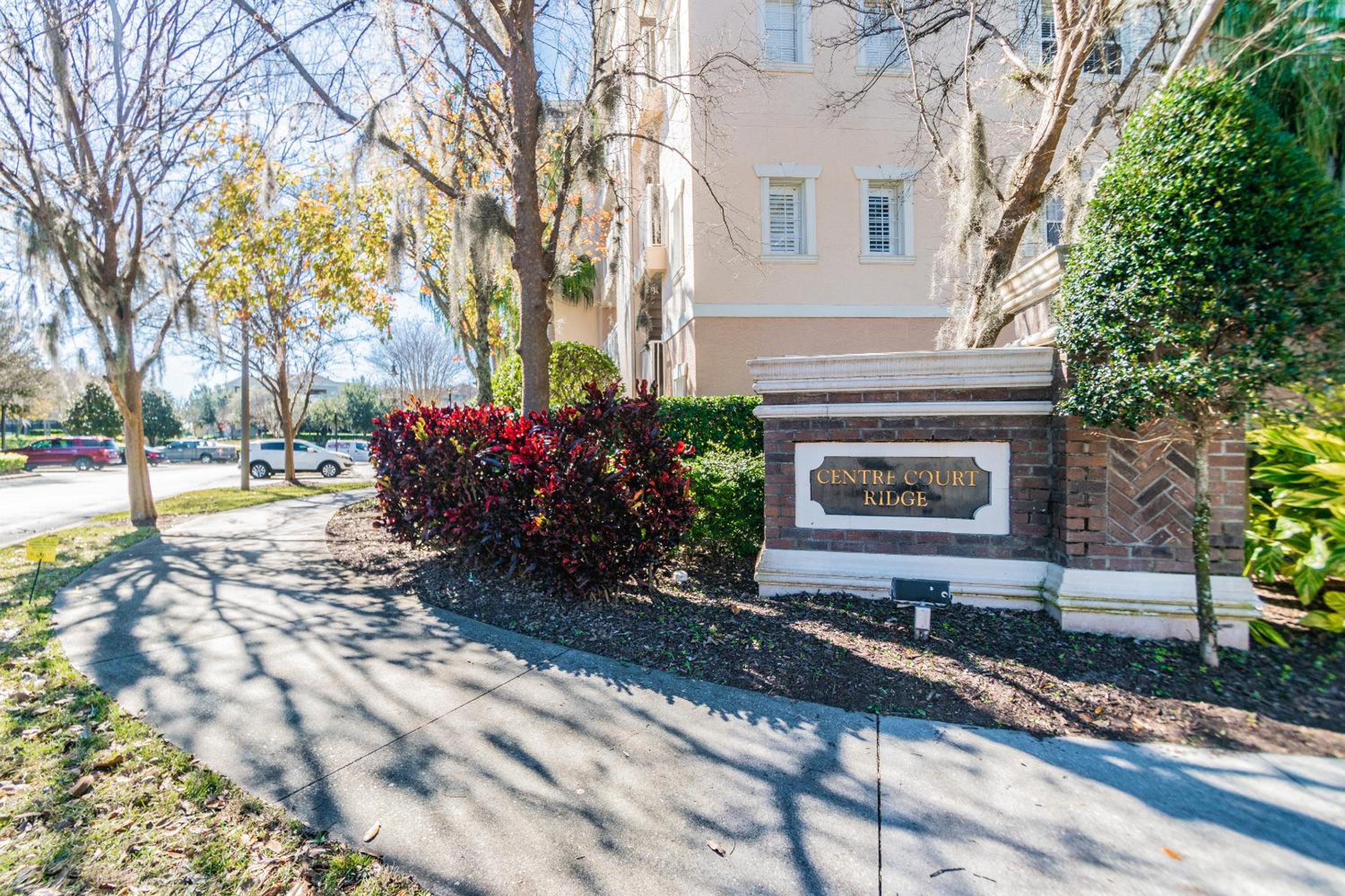 Hotel A DISNEY REUNION! Spacious And Spectacular, 5 Heated Pools, Sleeps 8, Overlooking Acres Of Views, LOW Rates! - Image 1