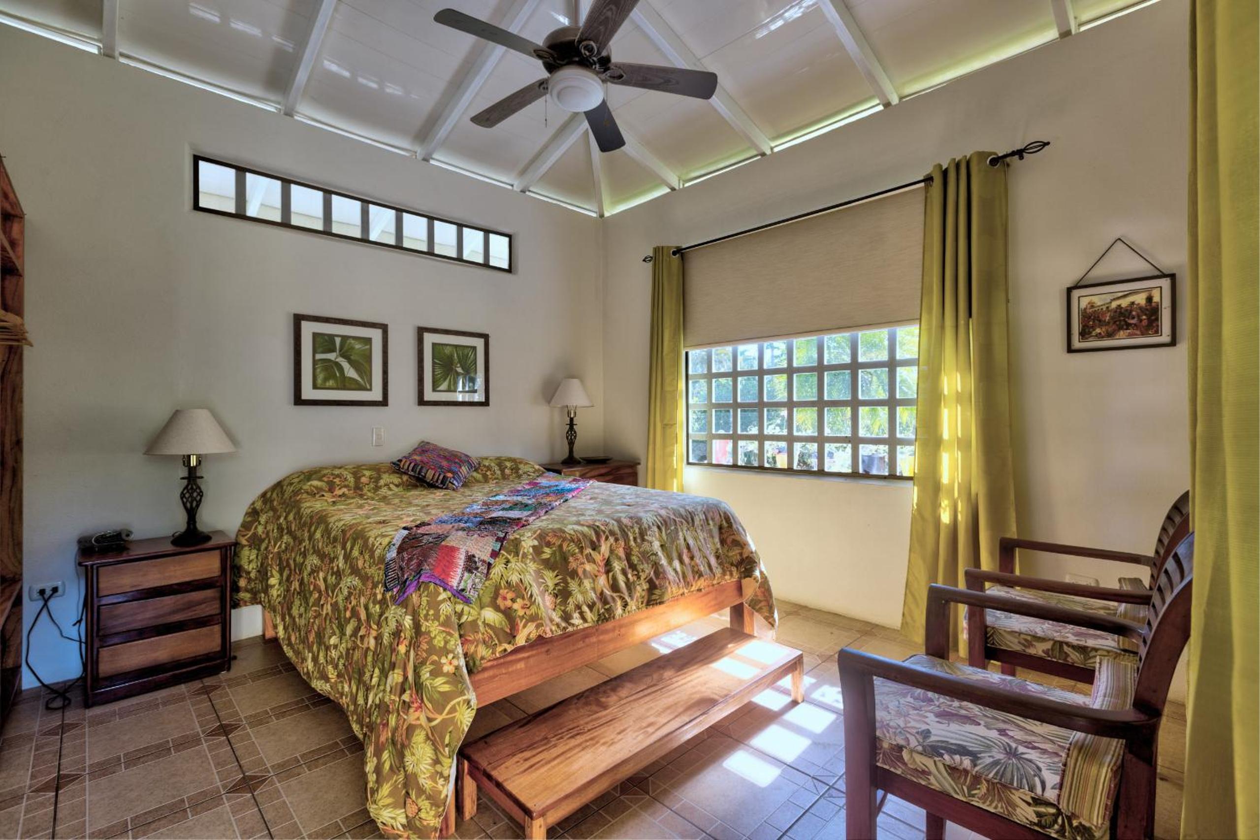 Casa Mariposa 2 BR in Playa Chiquita