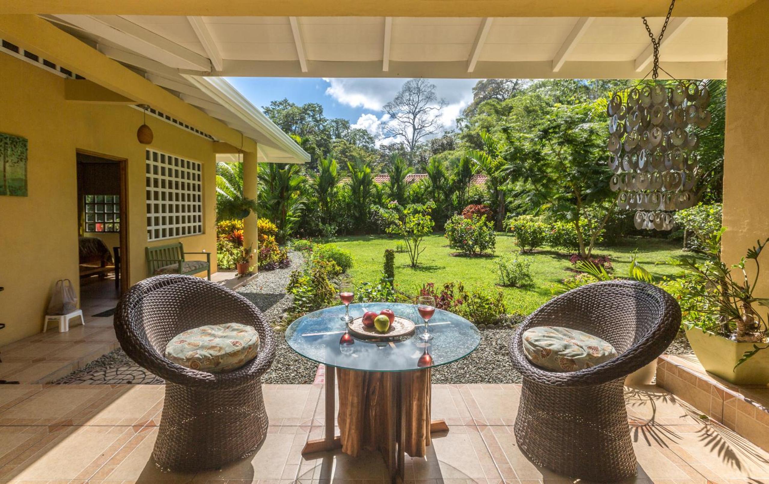 Casa Mariposa 2 BR in Playa Chiquita