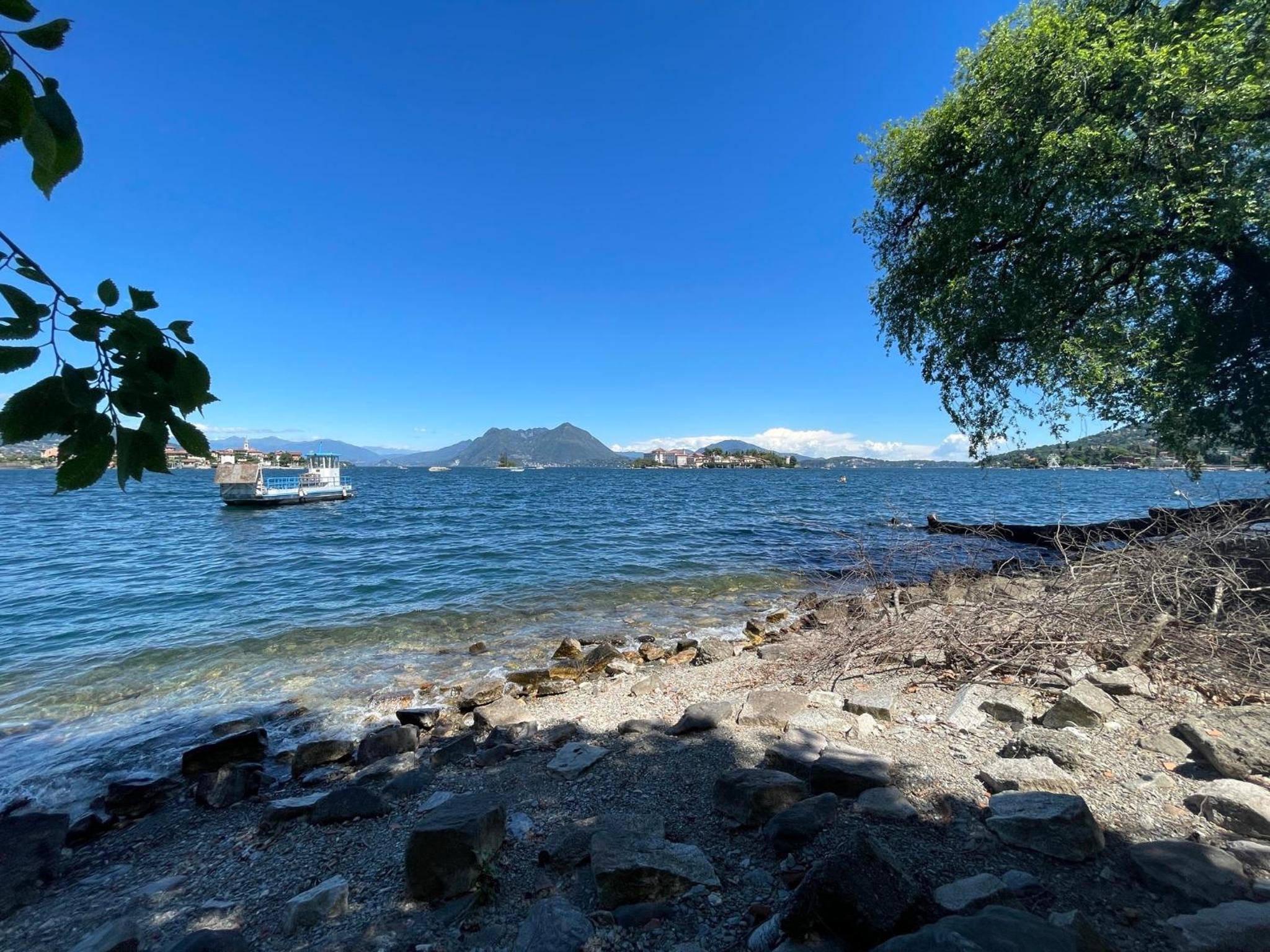 Appartamento vista Lago, giardino spiaggia a Stresa vista Isole Borromee e Golfo Borromeo - STRESAFLAT
