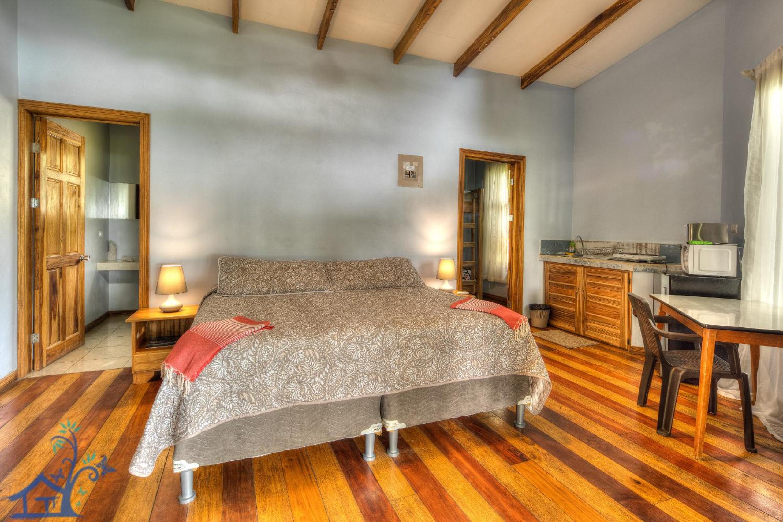 Beachfront Villas Puerto Viejo w AC and POOL