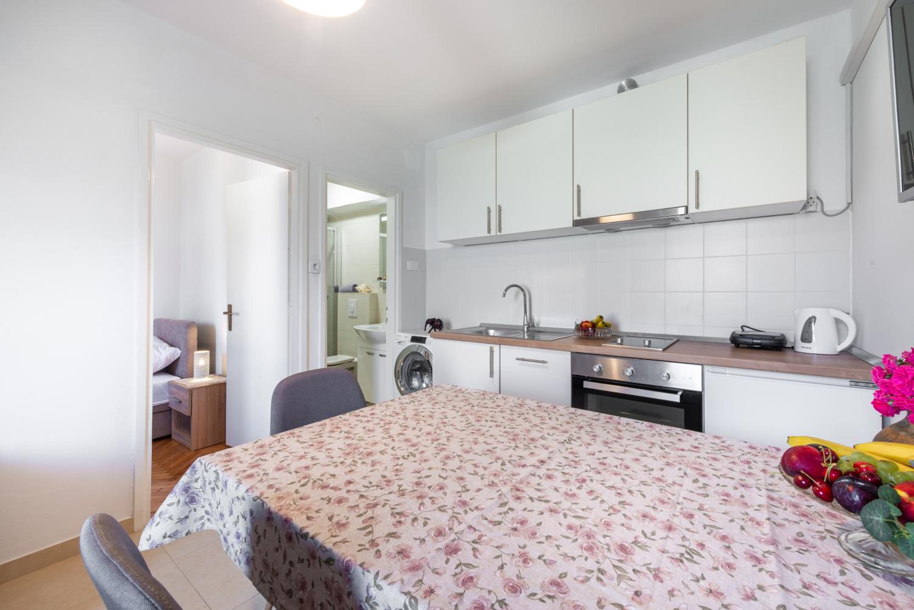 Sea Shell Apartments