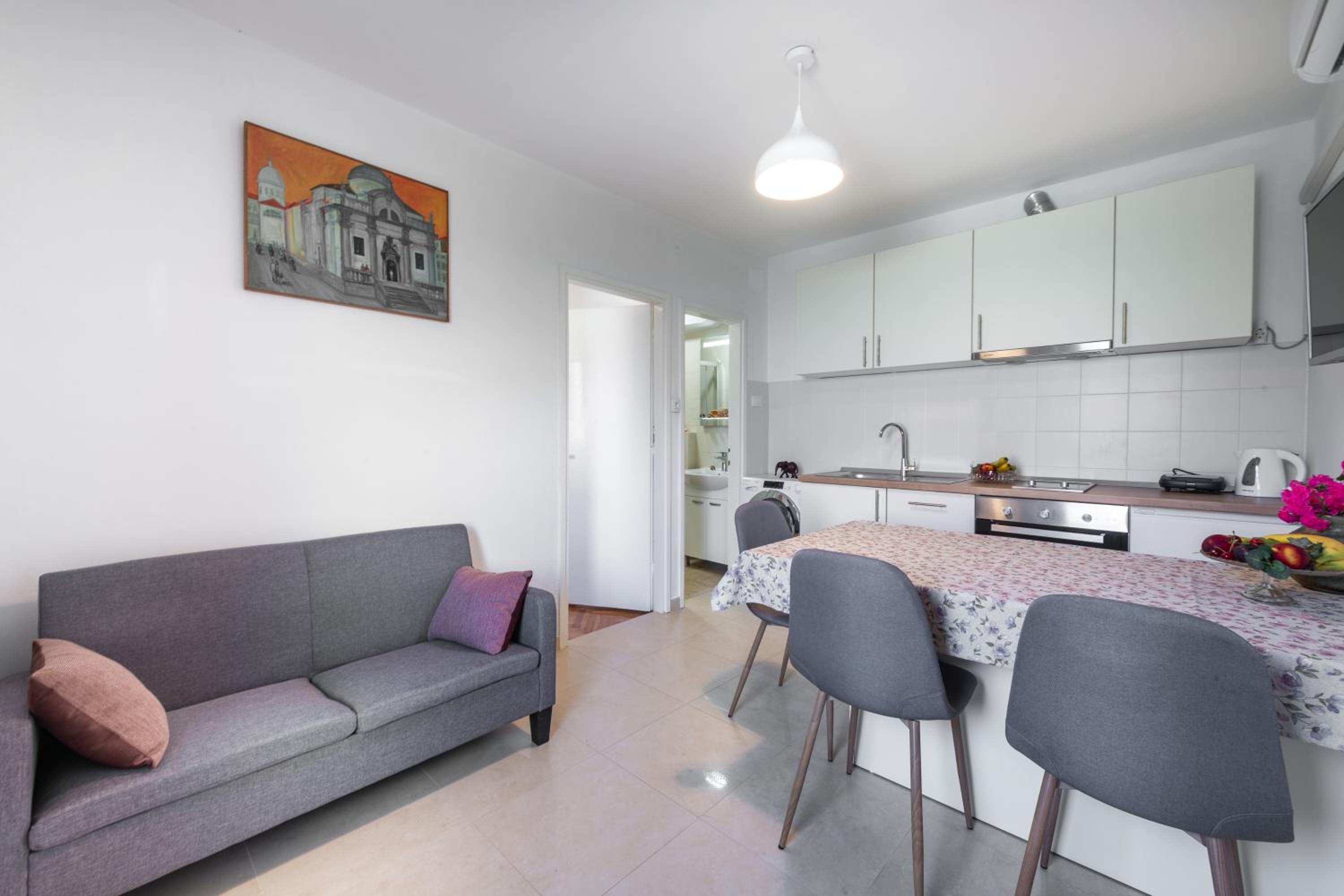 Sea Shell Apartments