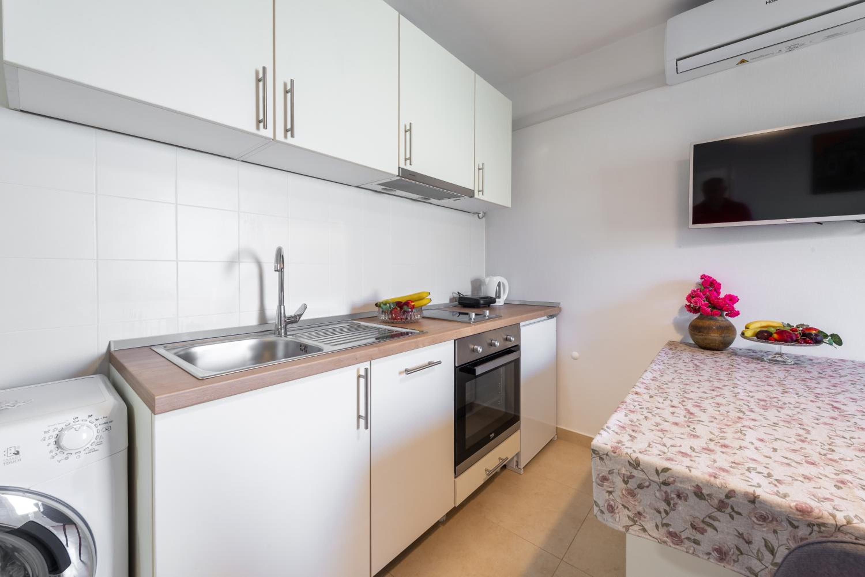 Sea Shell Apartments