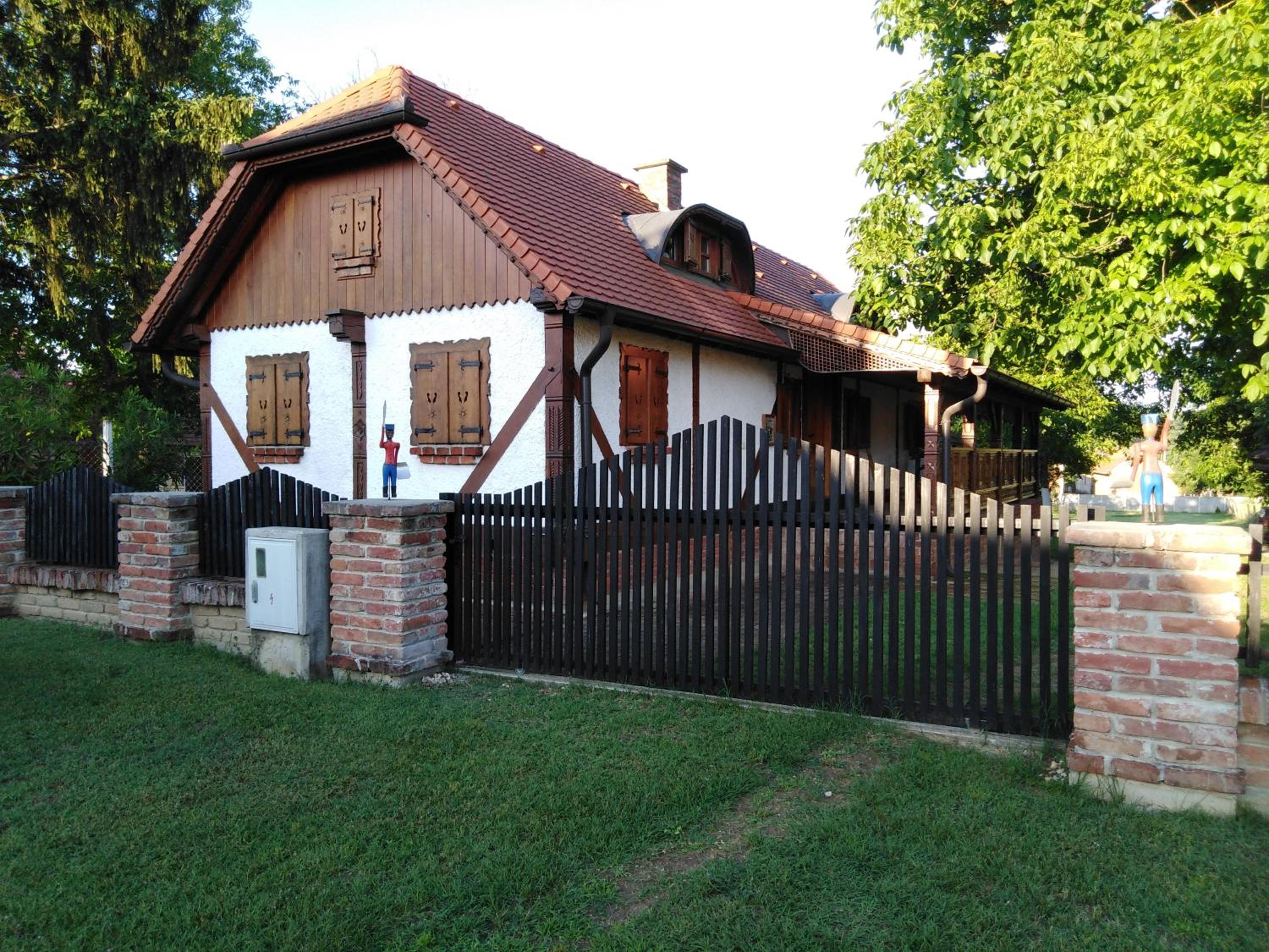 Photo 13
