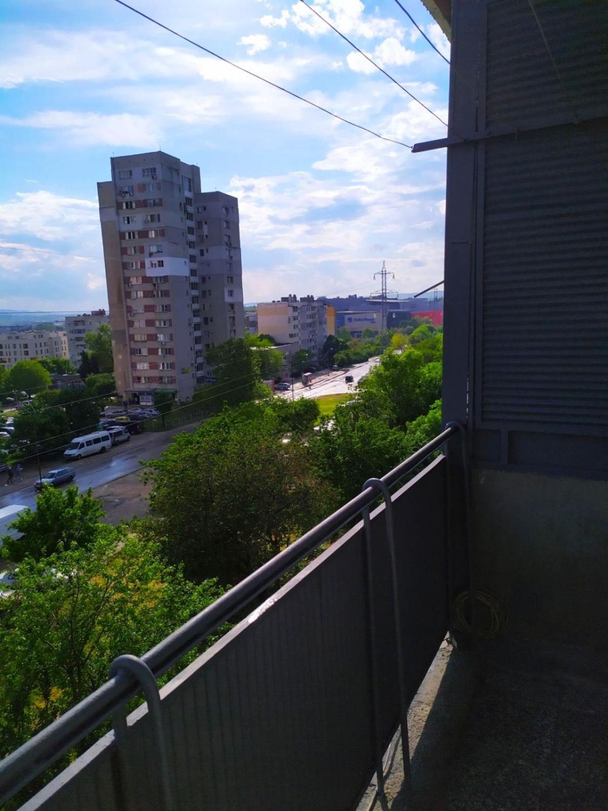 Lidda Apartment in residential area