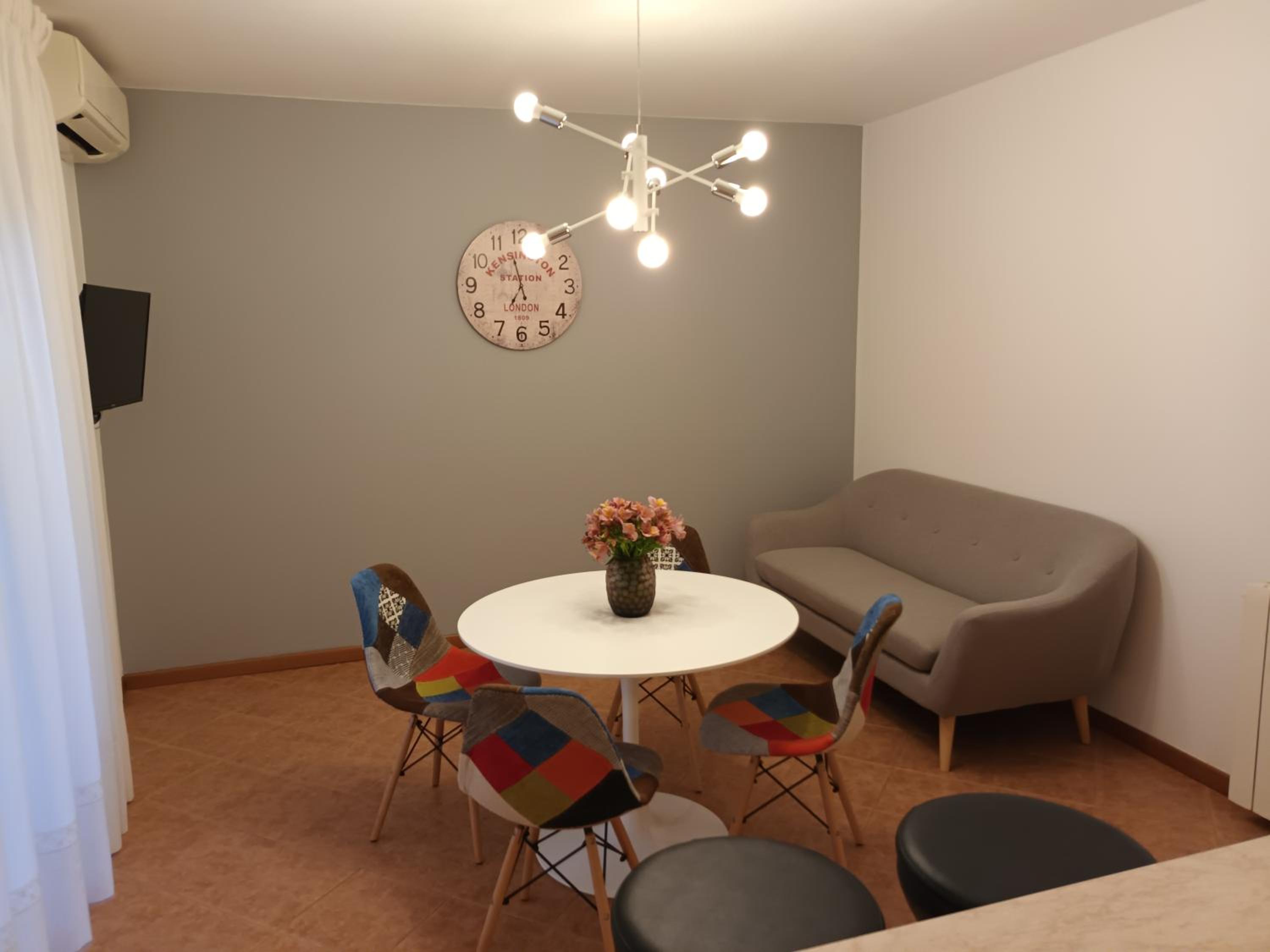 Apartments Leo