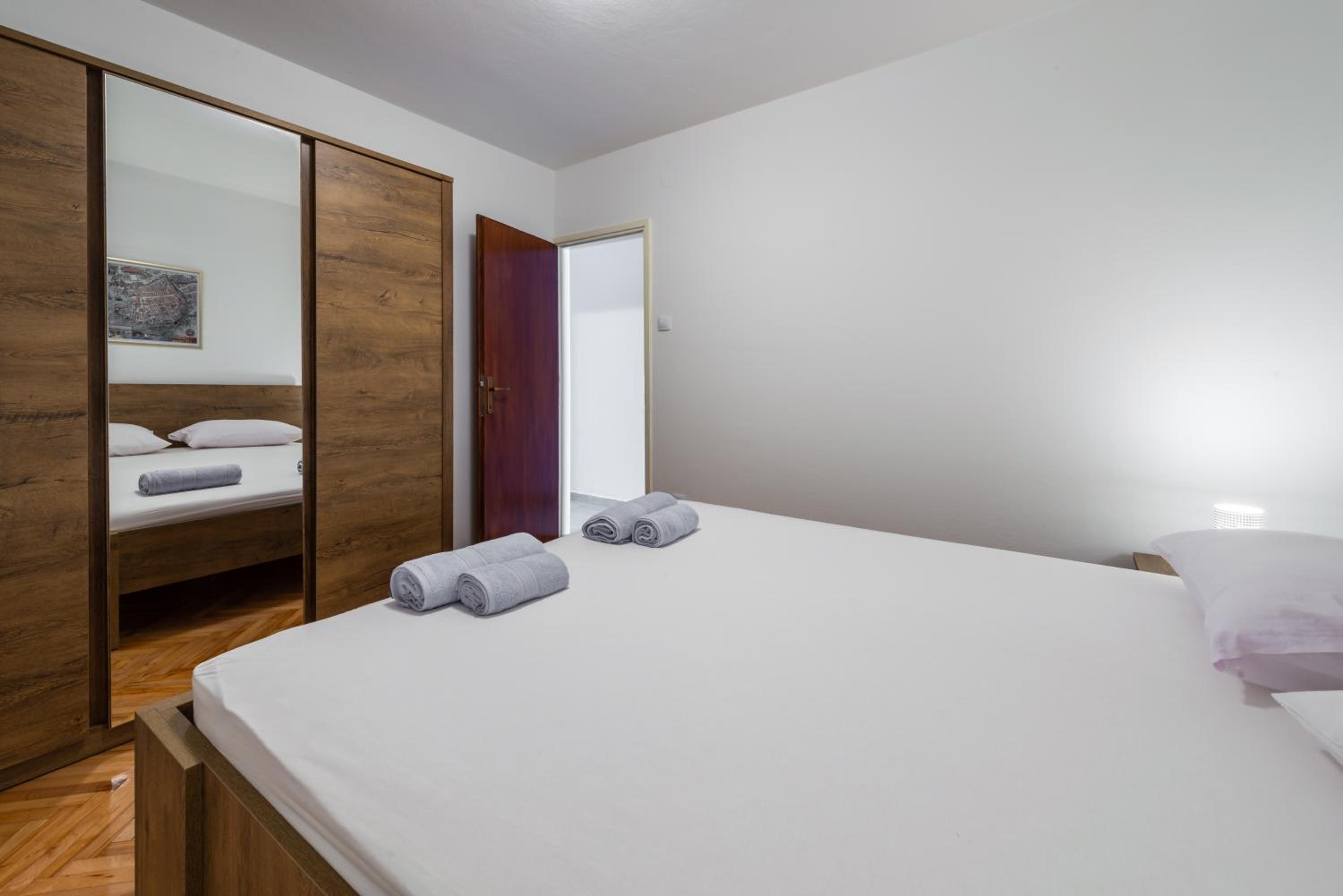 Sea Shell Apartments
