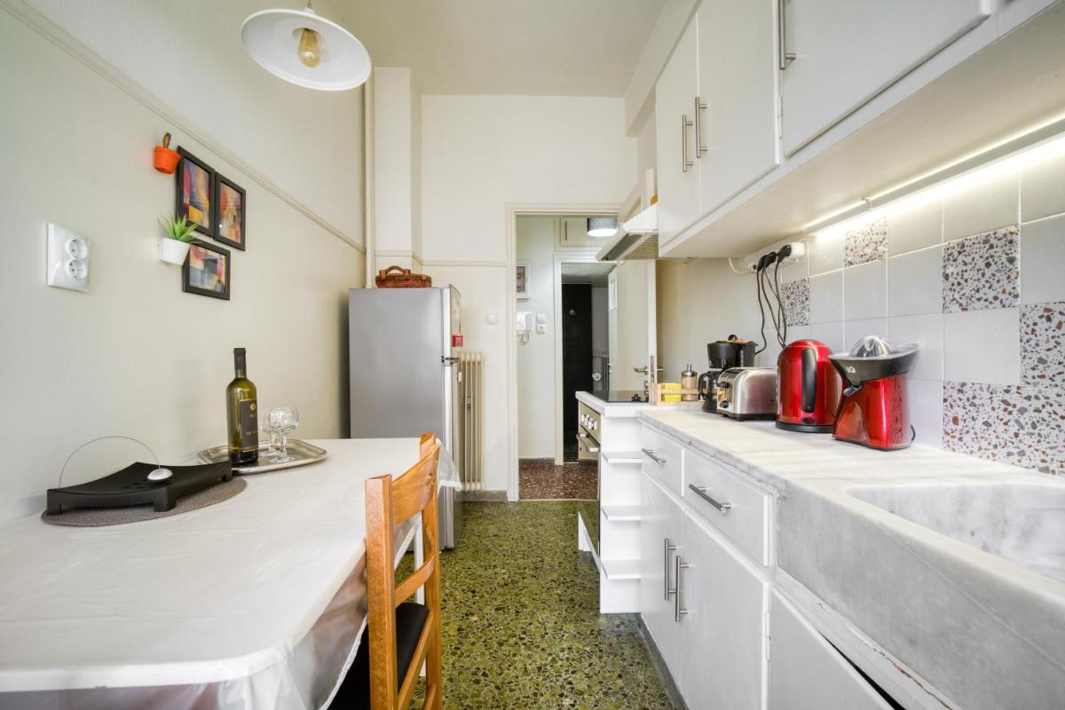 Elegant flat at Acropolis photo 3