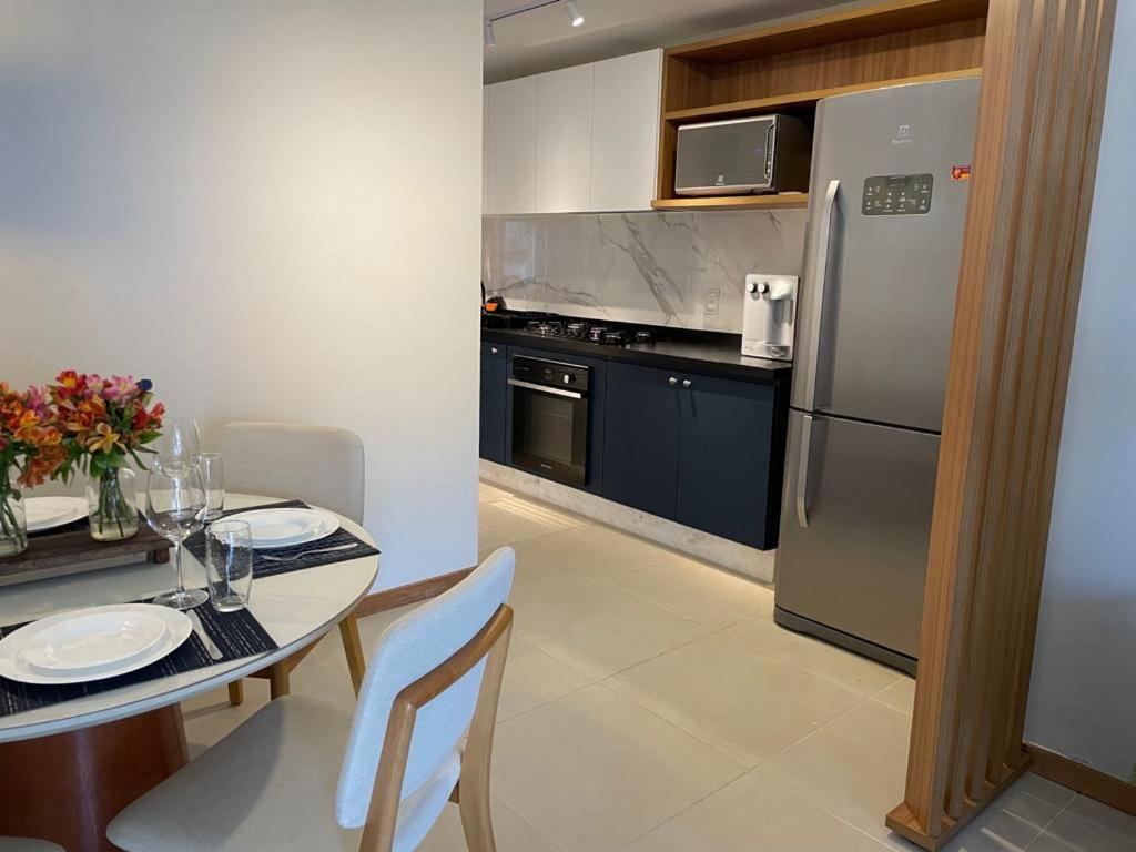 Ibiza- Mar& Lazer 3 suítes Itacimirim pé na areia