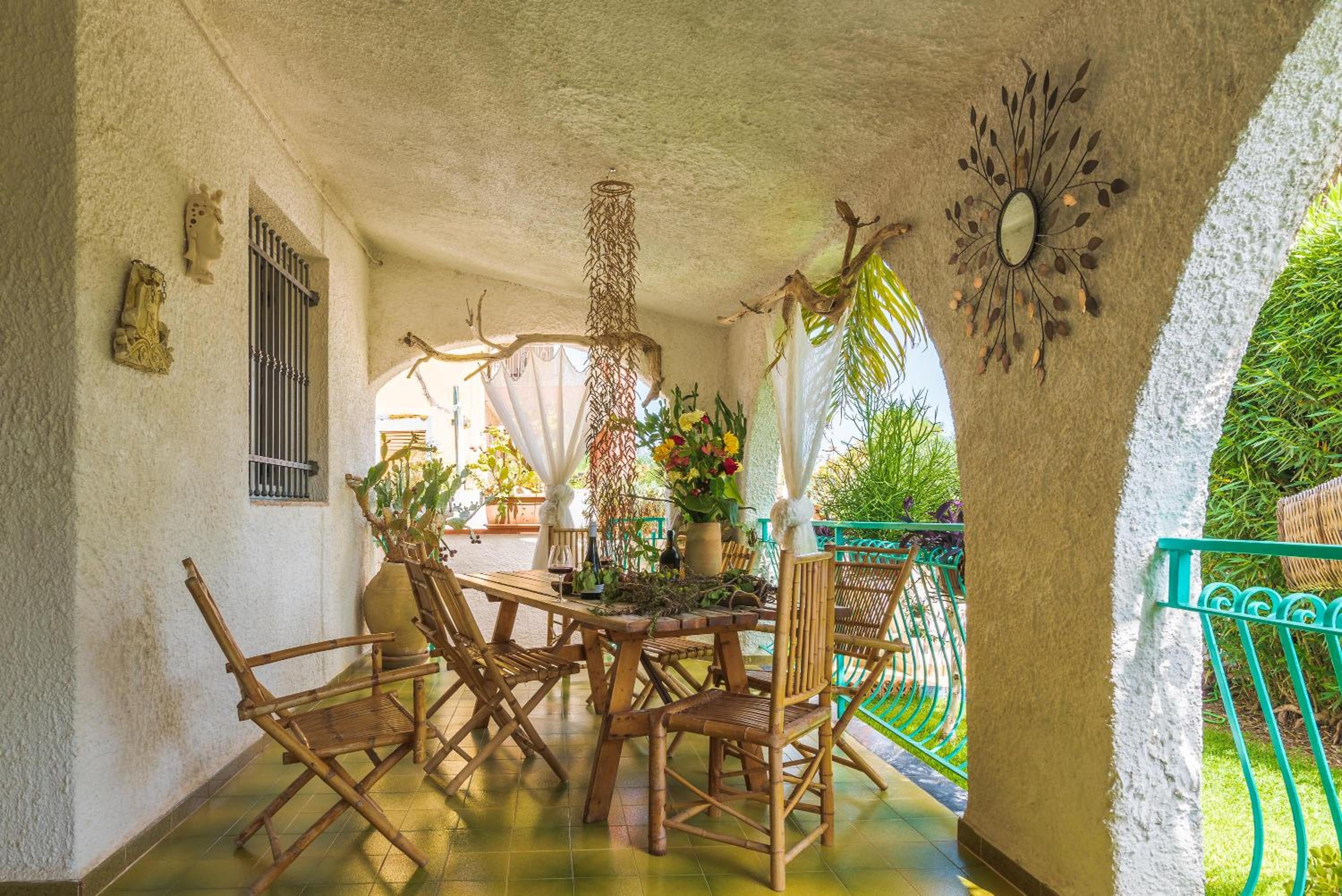 Les Siciliennes Design Villa in Fb view 5