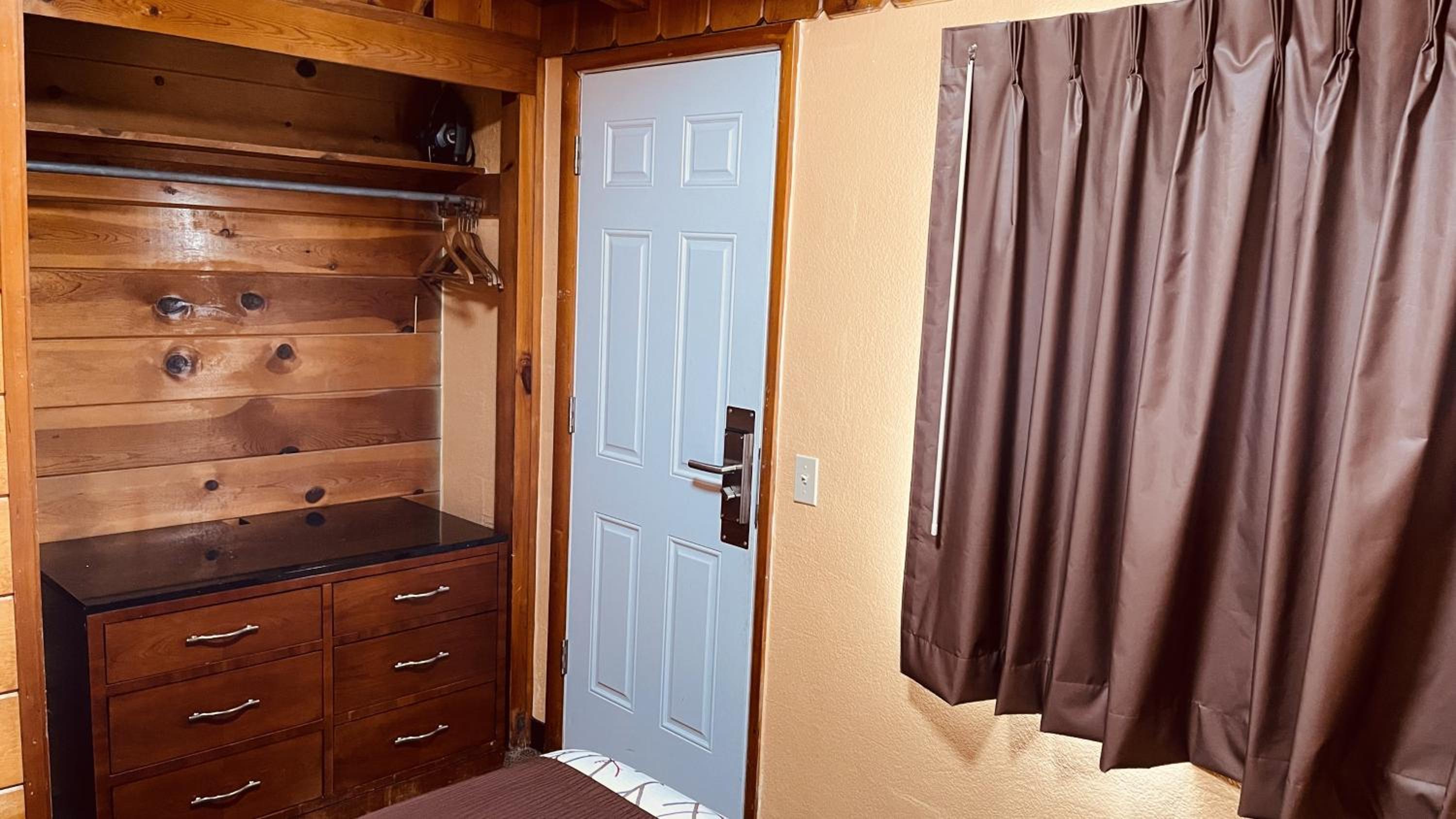 Apple Inn Motel
