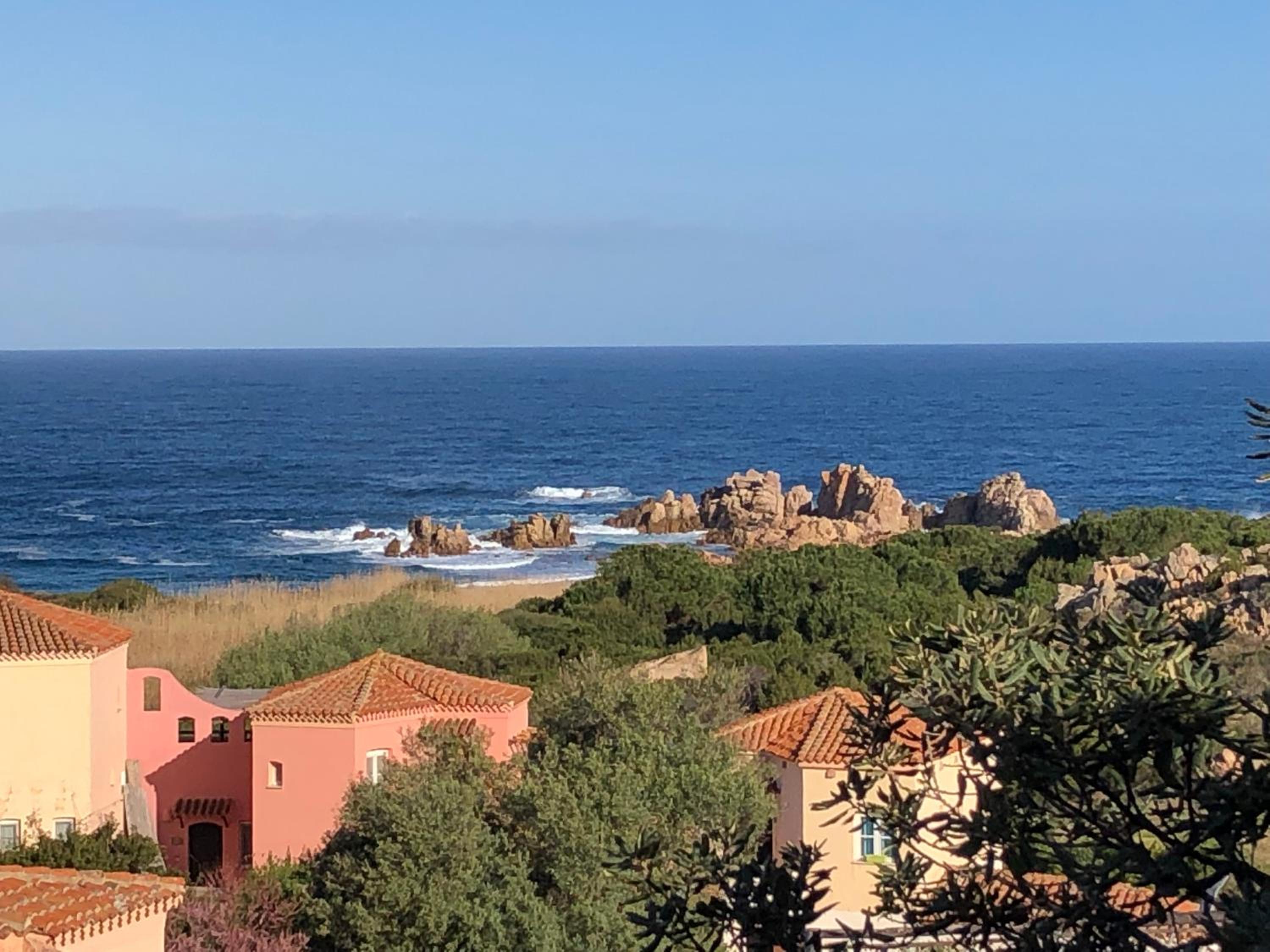 Calarossa Village