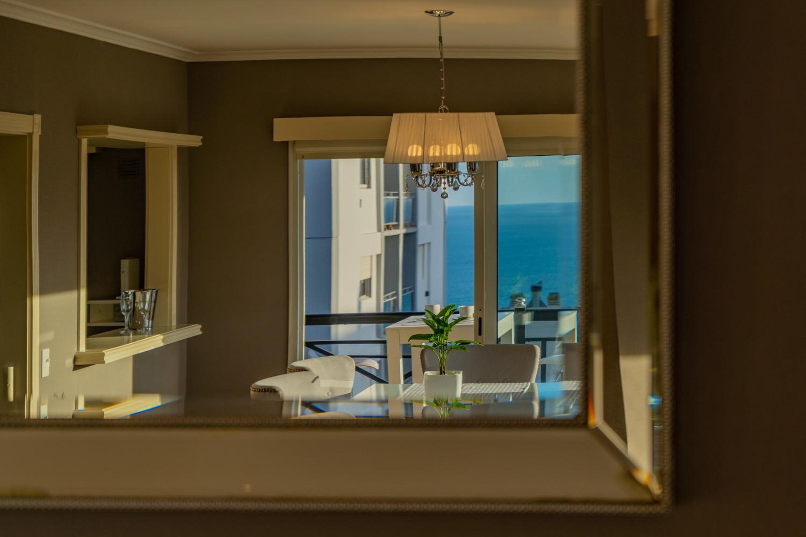 Departamento Varese Güemes Alta Gama Luxury 4/5 Pax Vista Mar