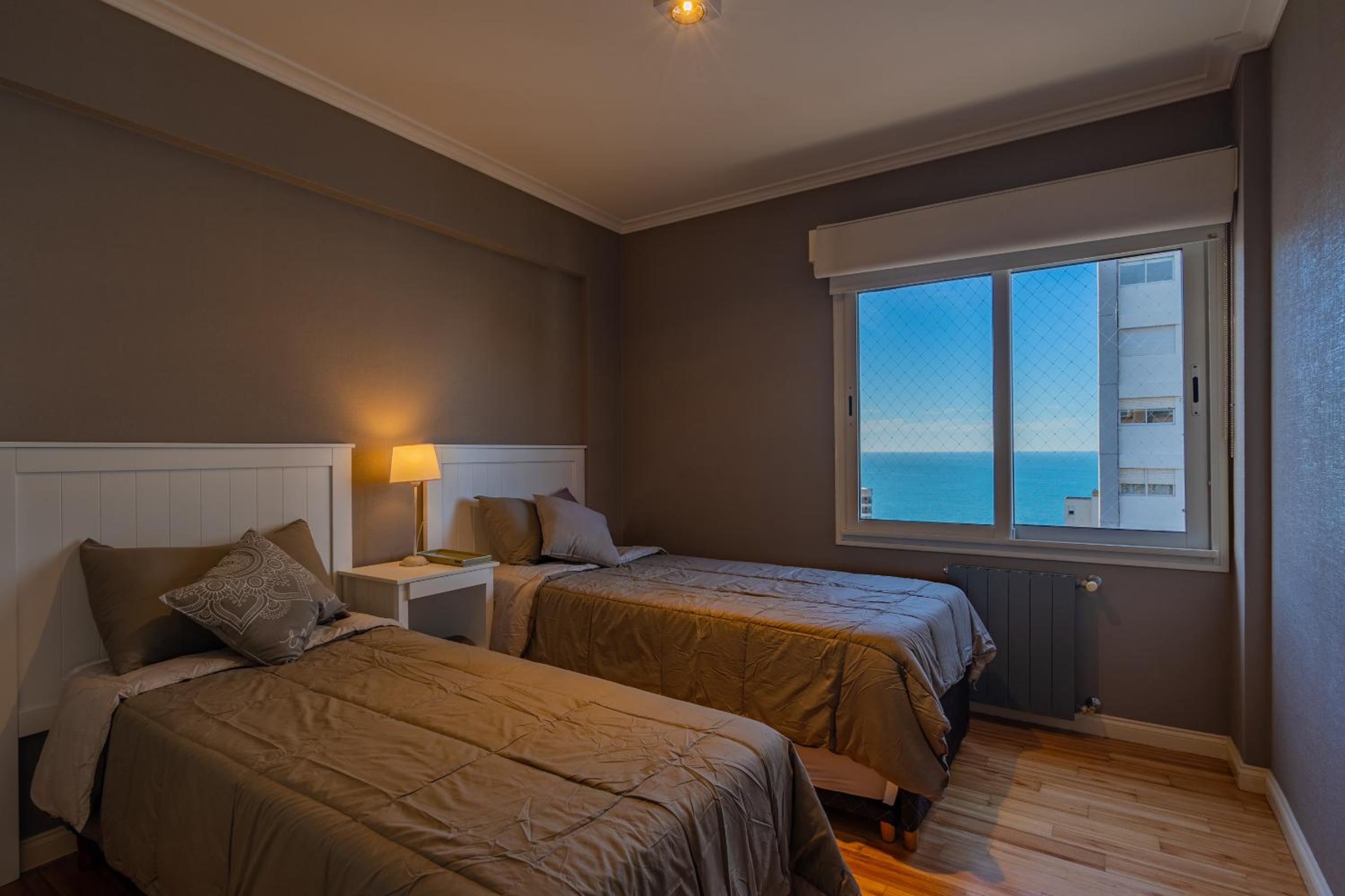 Departamento Varese Güemes Alta Gama Luxury 4/5 Pax Vista Mar