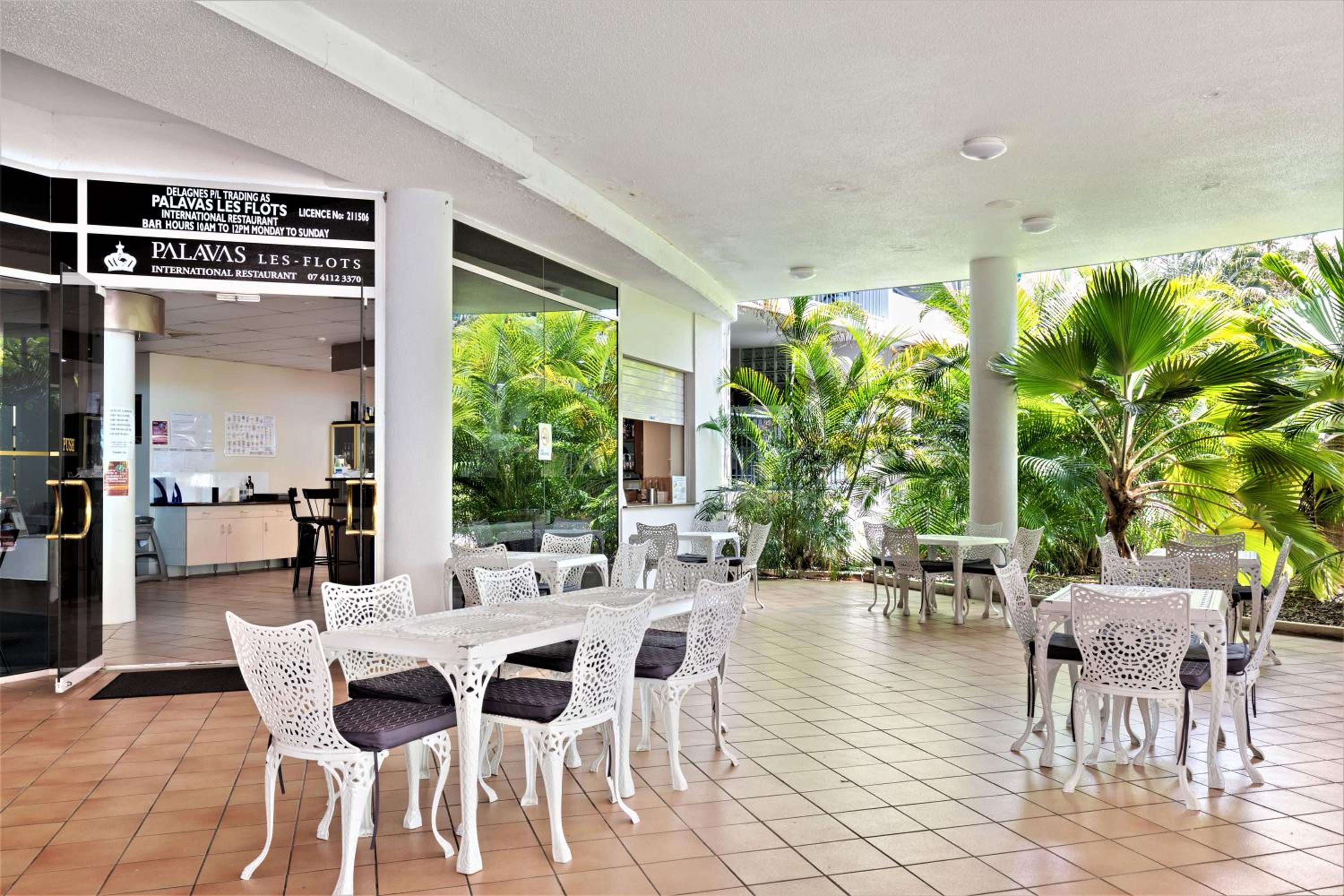 Riviera Resort