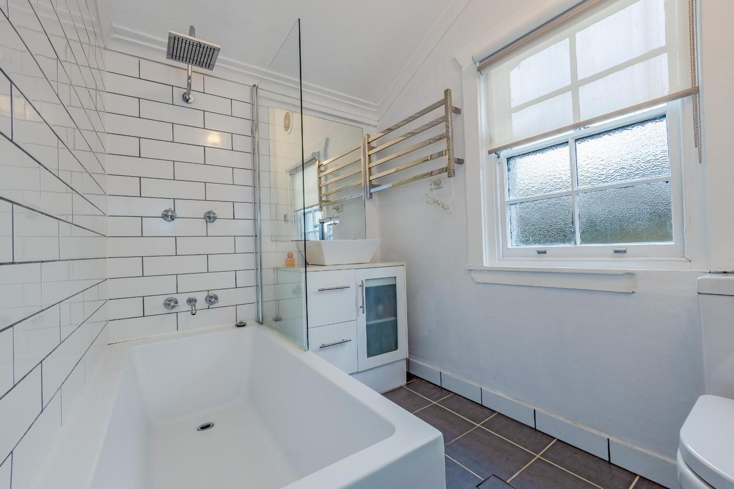 Sunshine Cottage