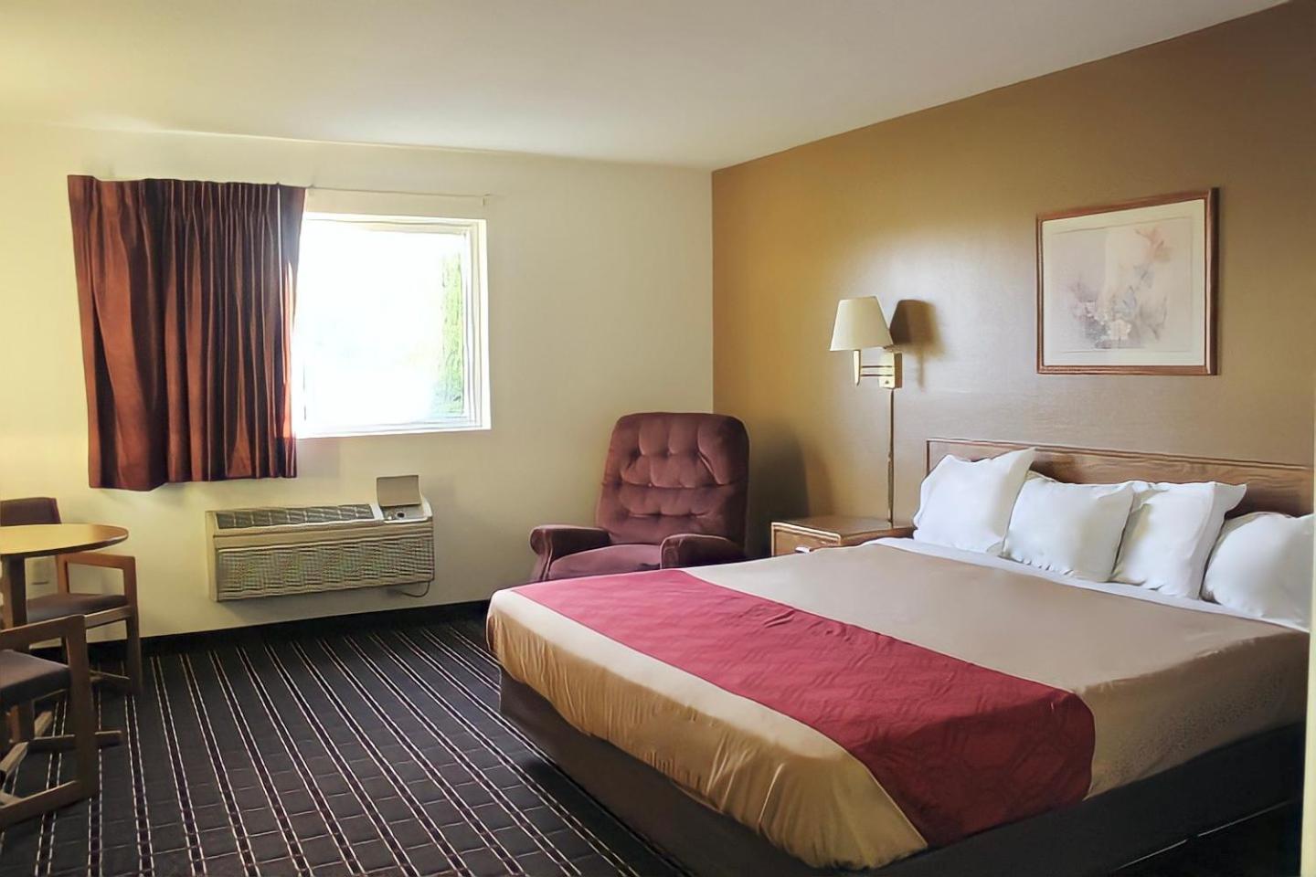 AmeriVu Inn And Suites, Photo 14