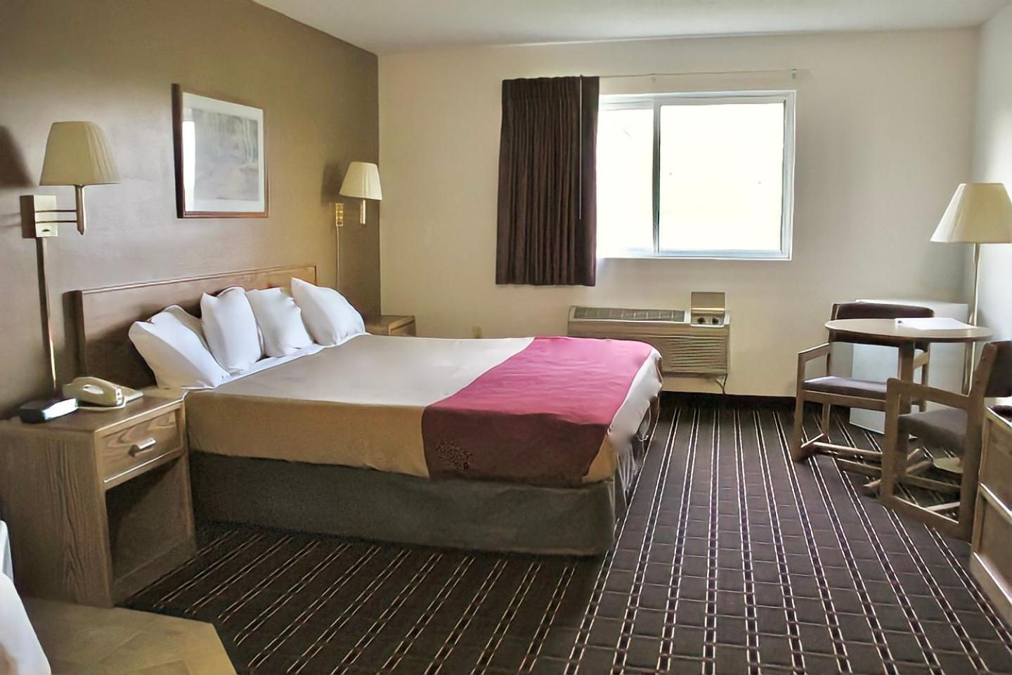 AmeriVu Inn And Suites, Photo 6