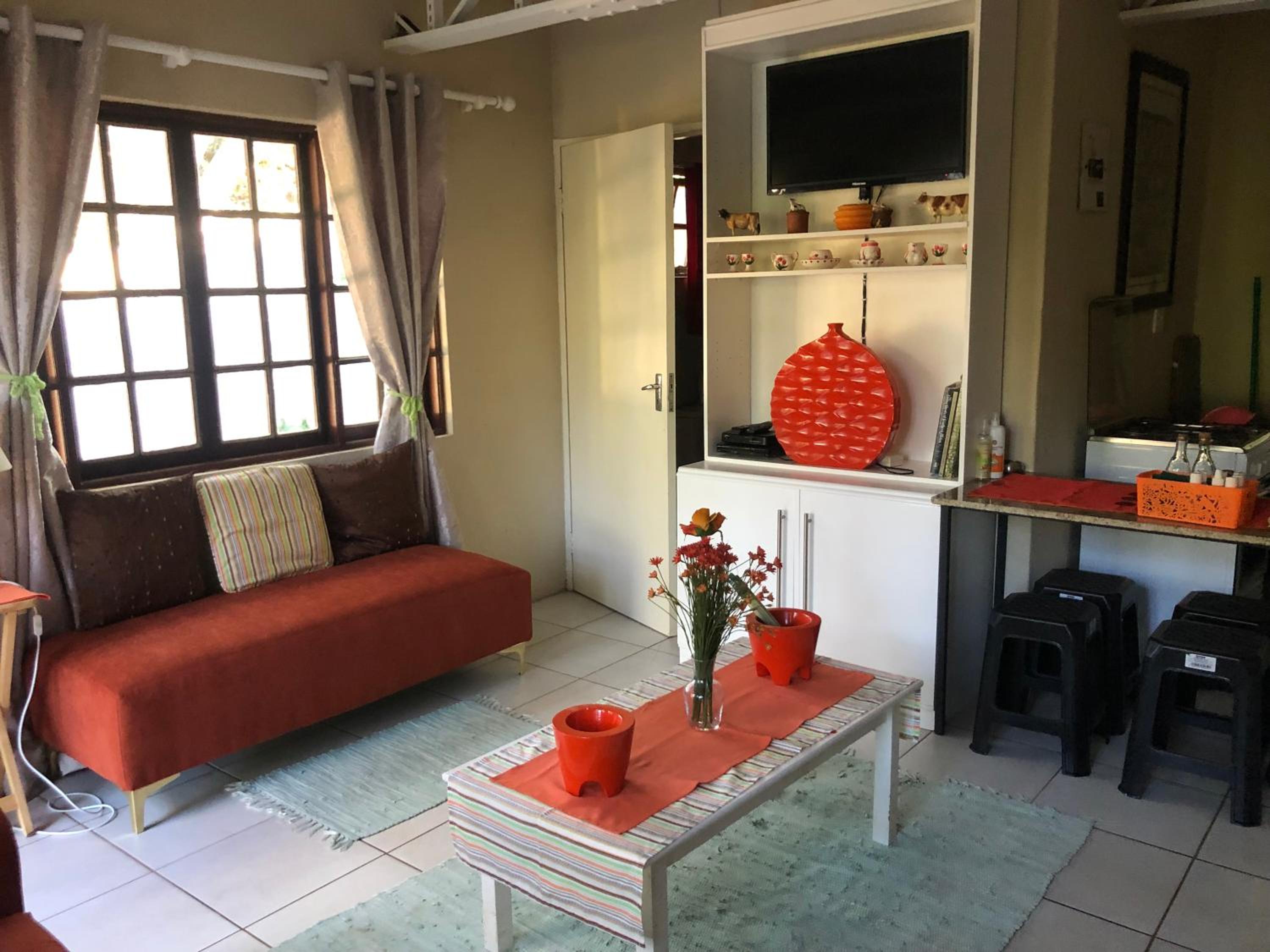Villa Jullienne - A Home Away From Home - Unit 2 view 4