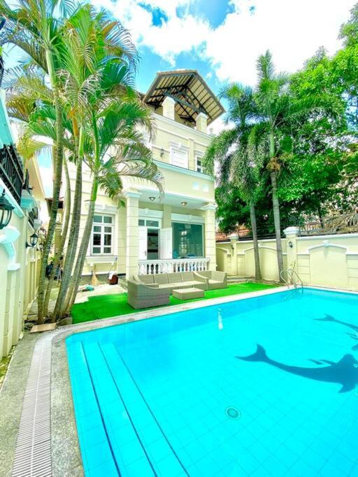 Gem Villa 15, biệt thự 8 phòng ngủ lớn, hồ bơi lớn