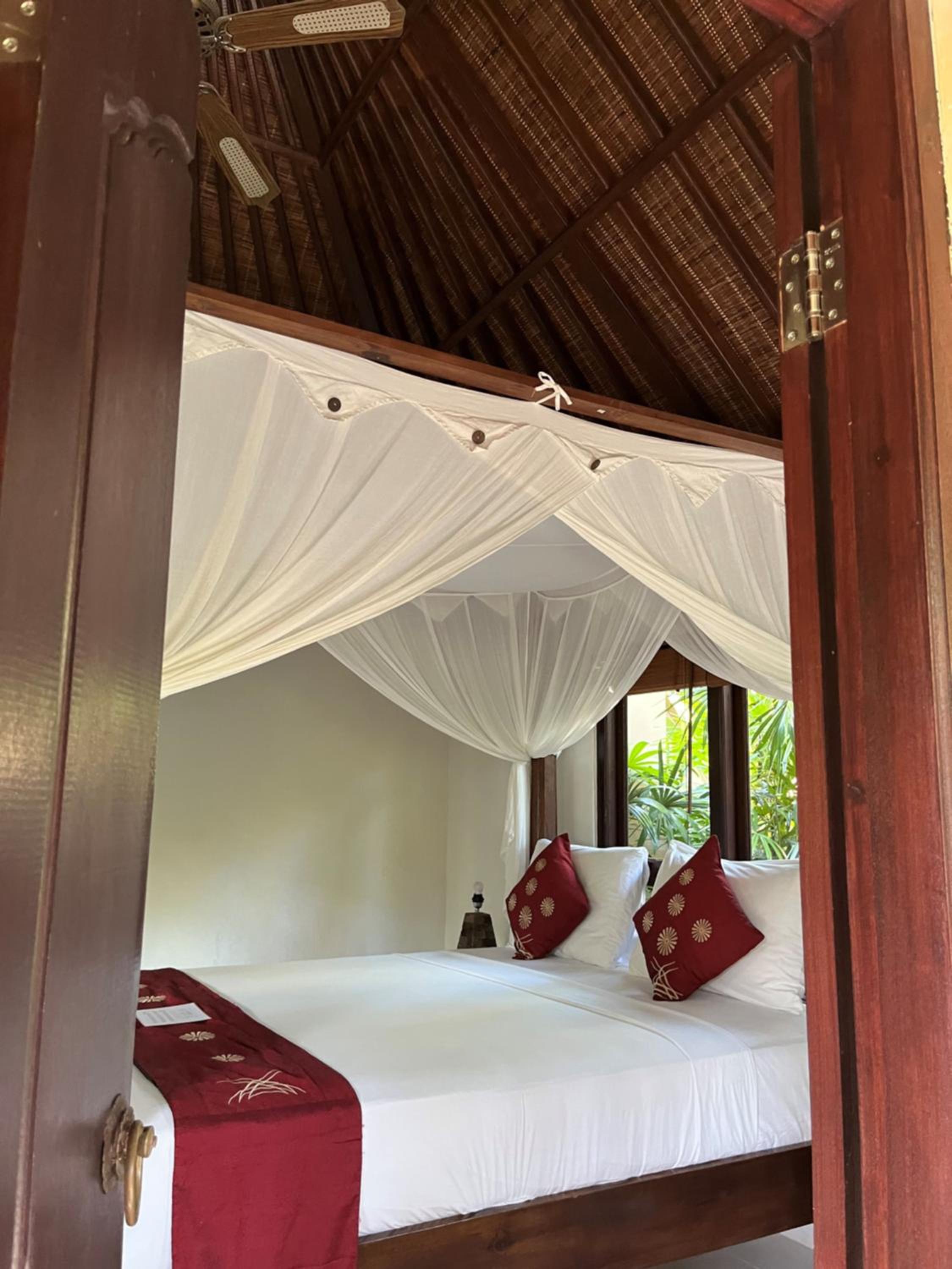 Sama's Cottages and Villas