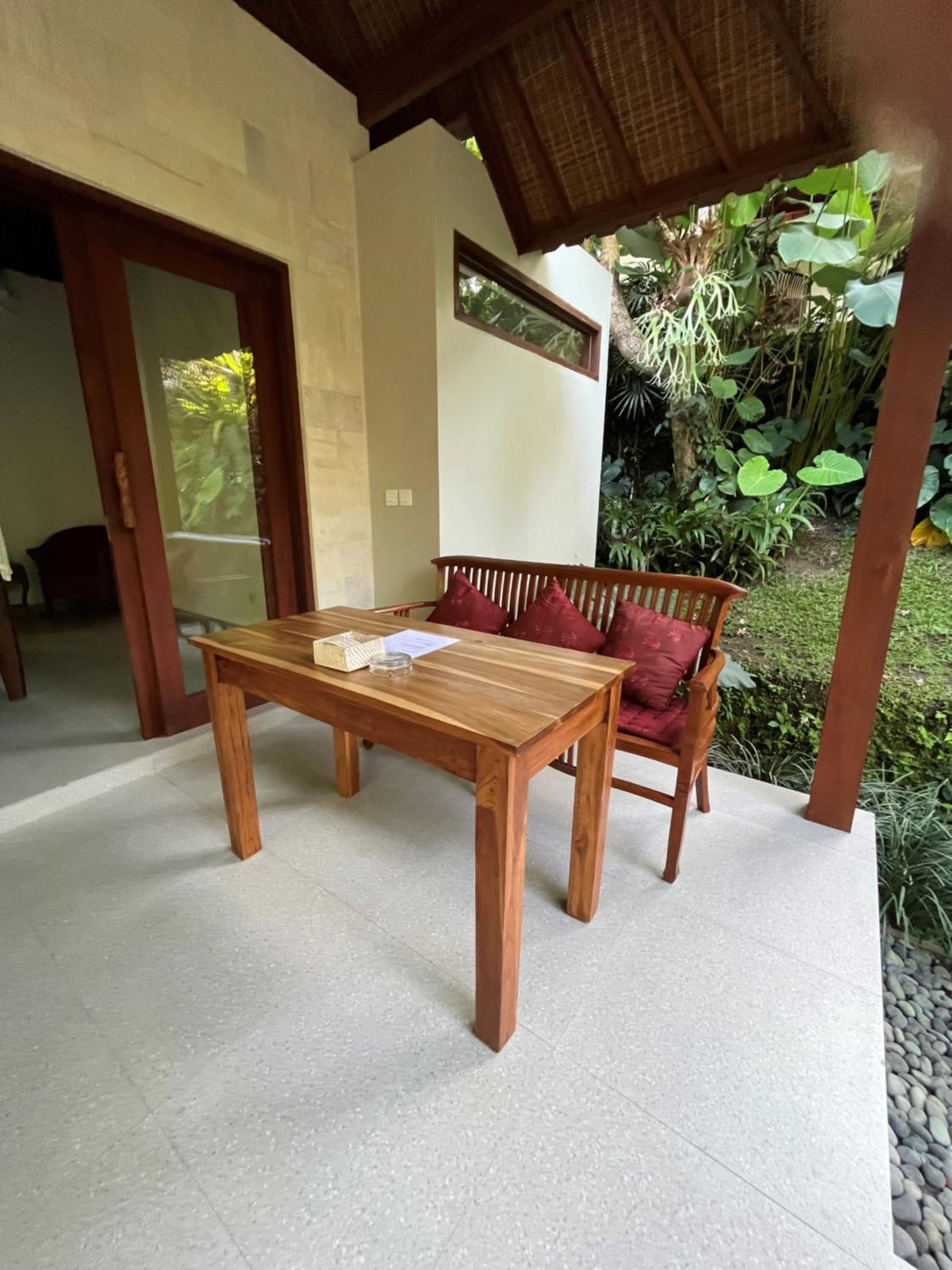 Sama's Cottages and Villas