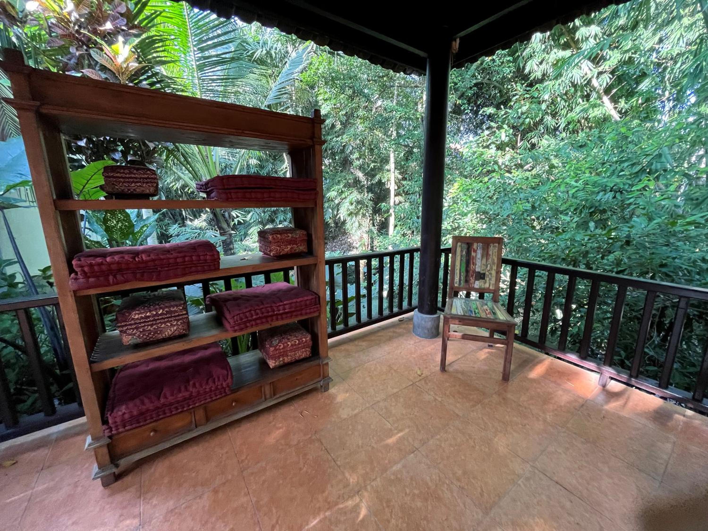 Sama's Cottages and Villas