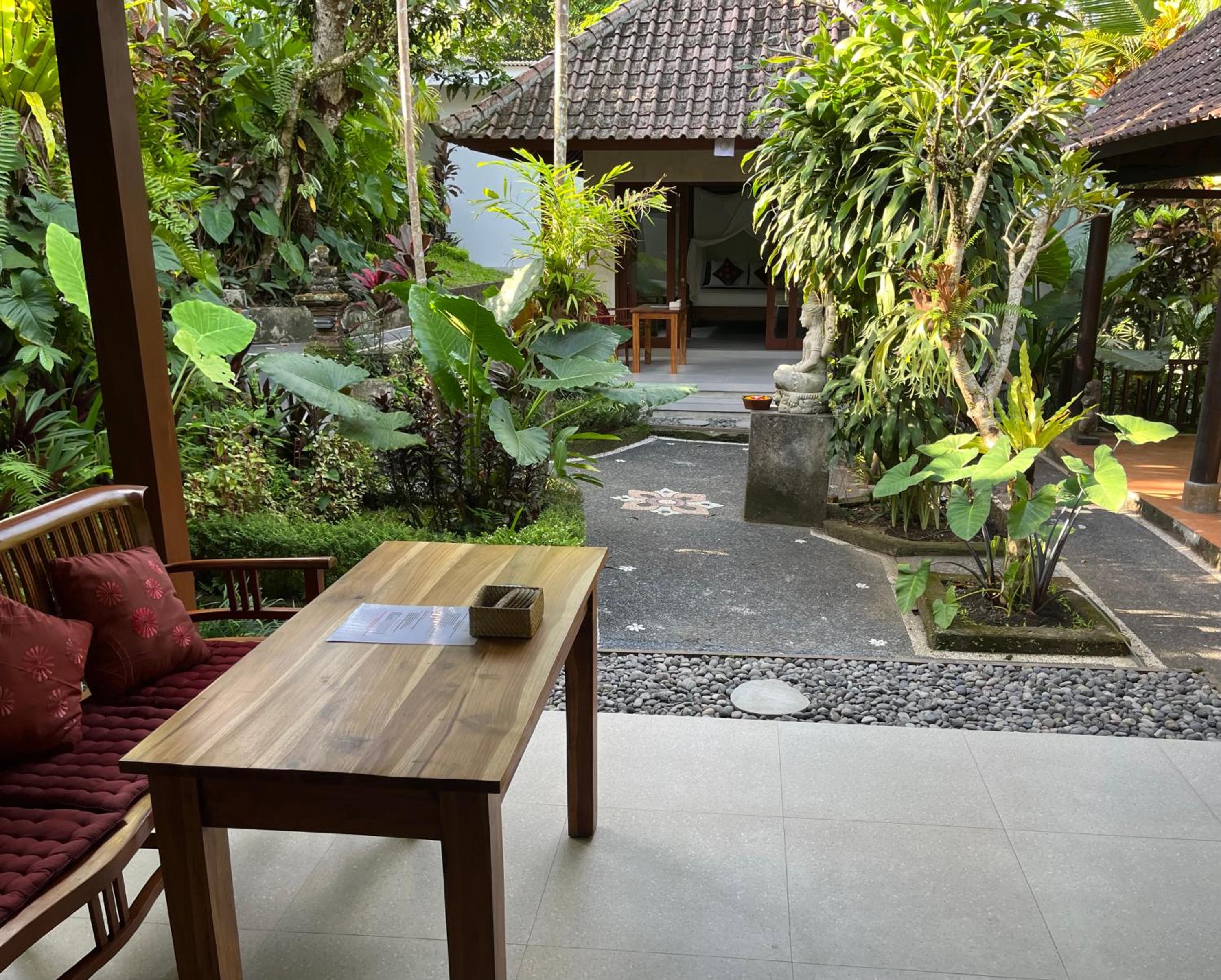 Sama's Cottages and Villas