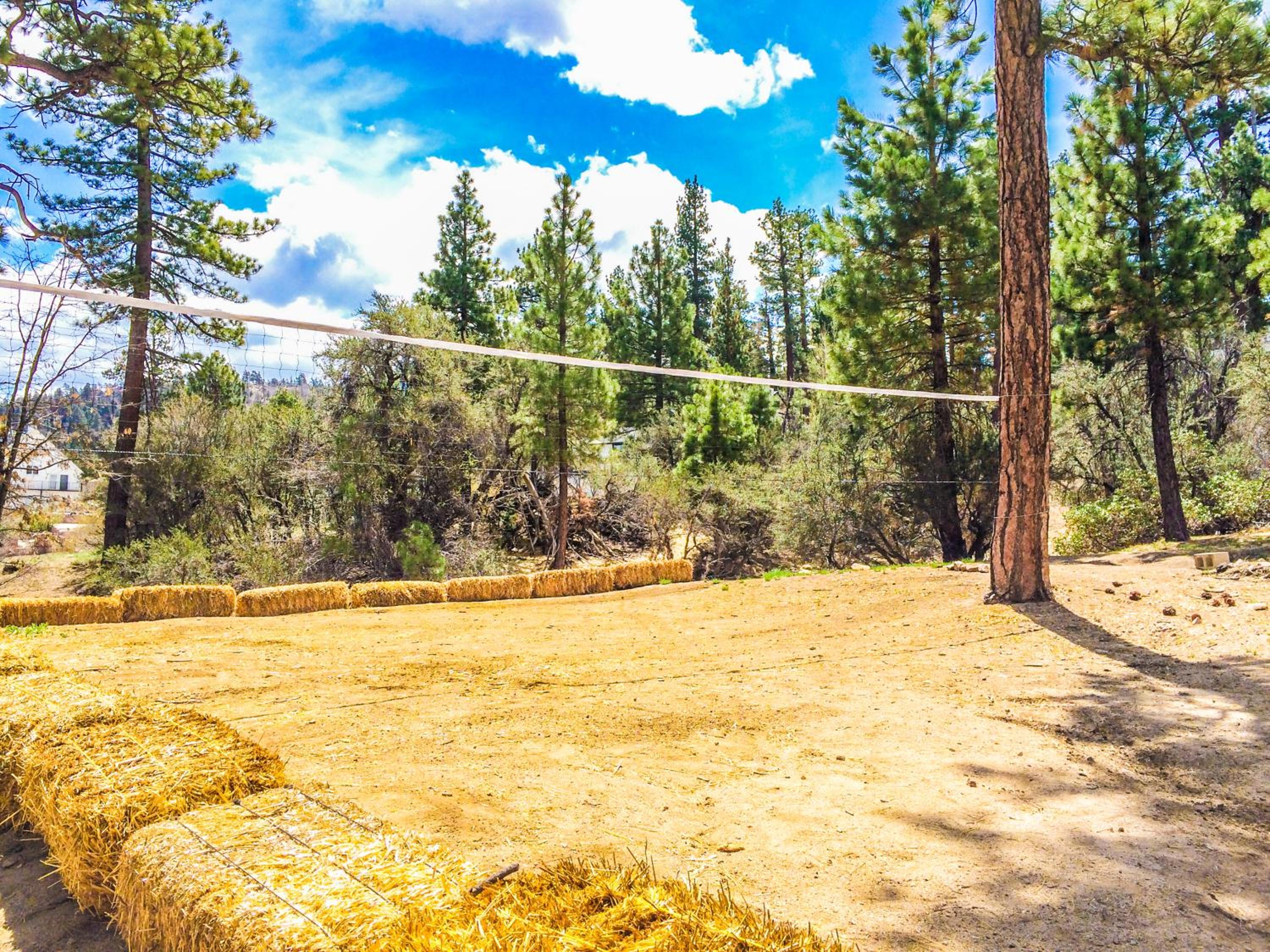 ITH Big Bear Lake Hostel & Lodge