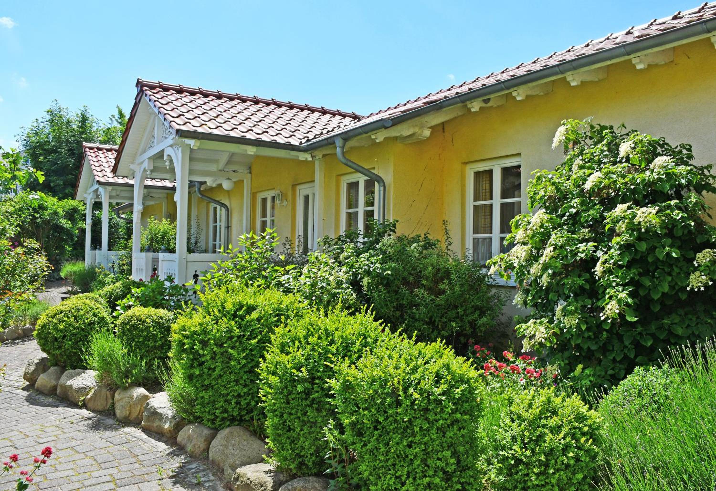 DEB 043 Ferienwohnungen im Ostseebad Göhren Landhaus