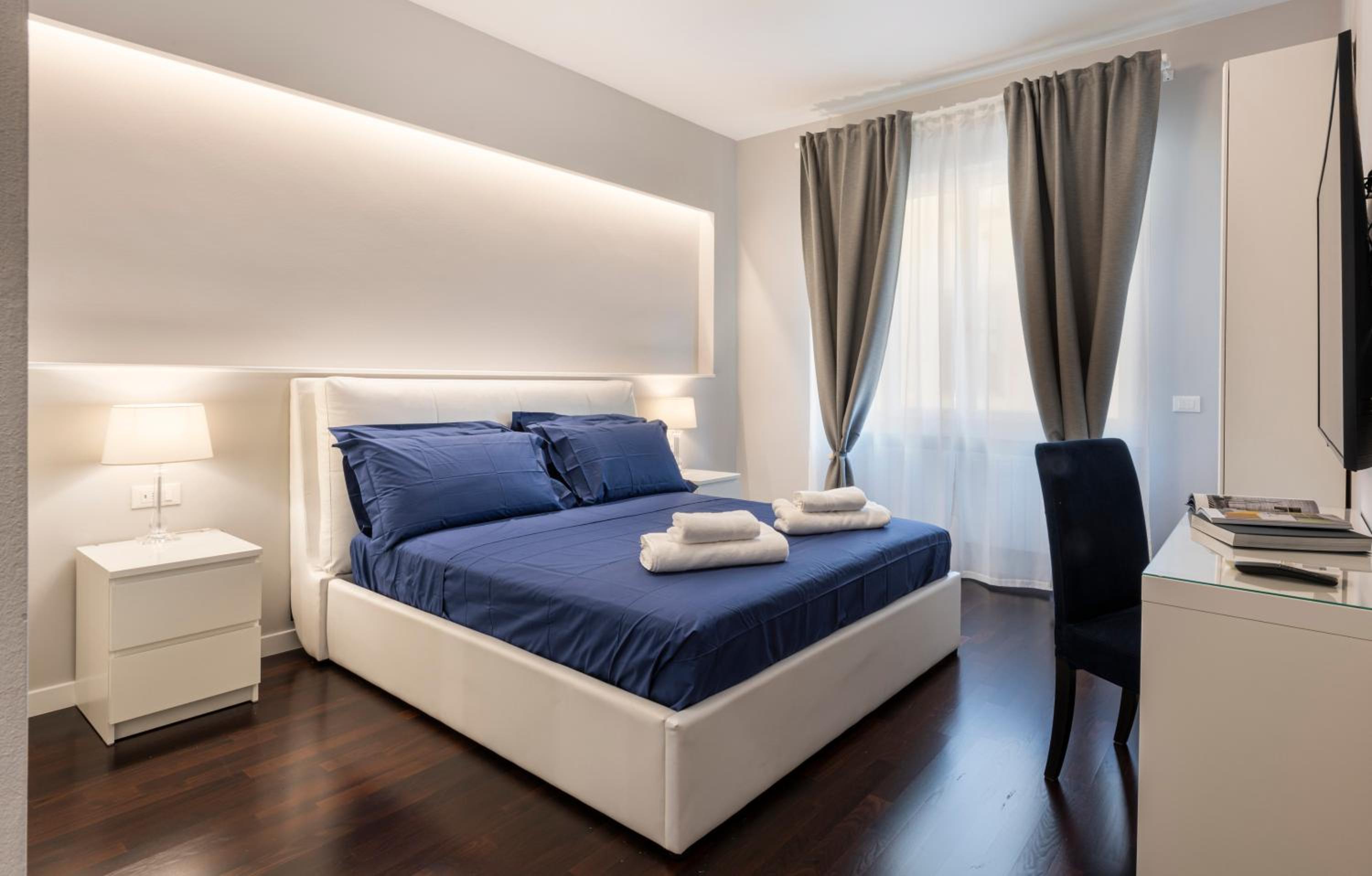 Ponte Vecchio Deluxe Apartments