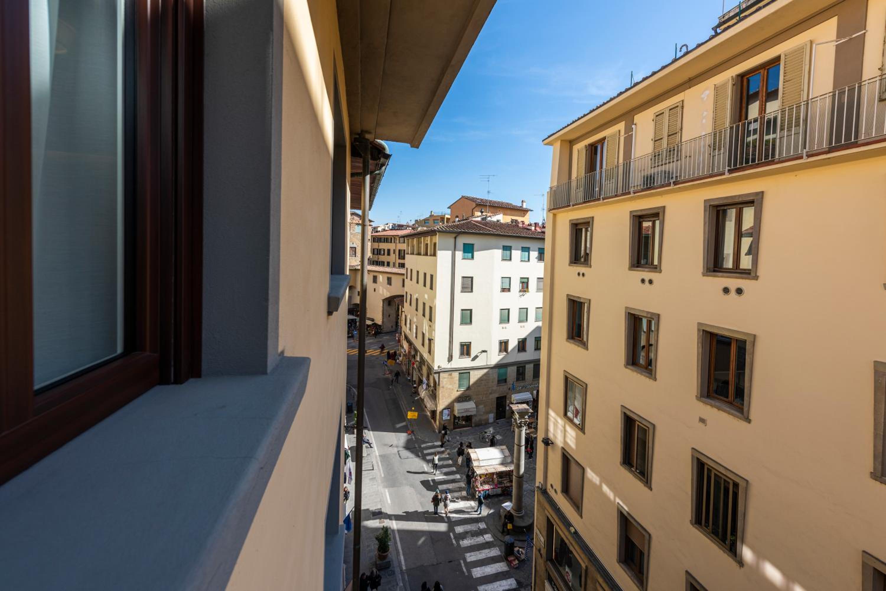 Ponte Vecchio Deluxe Apartments