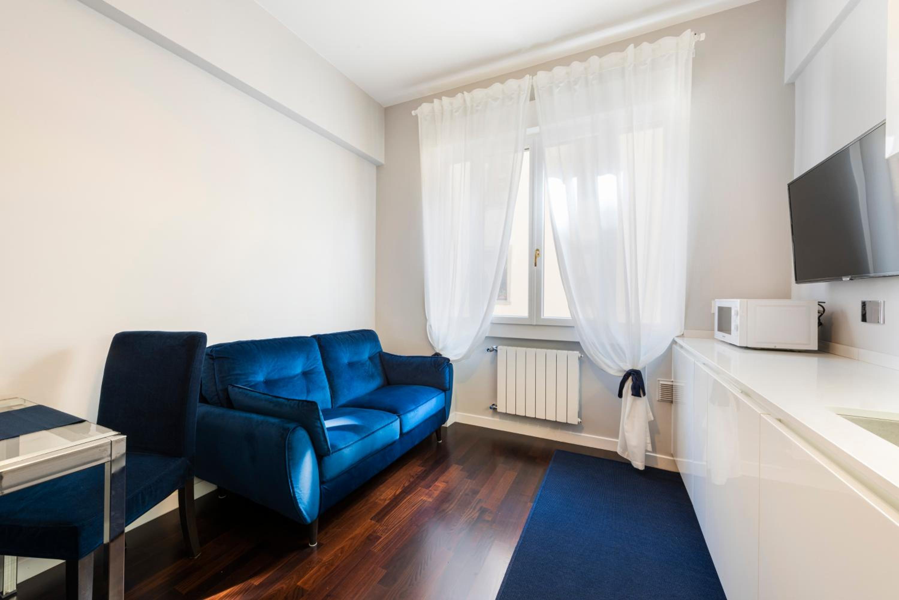 Ponte Vecchio Deluxe Apartments