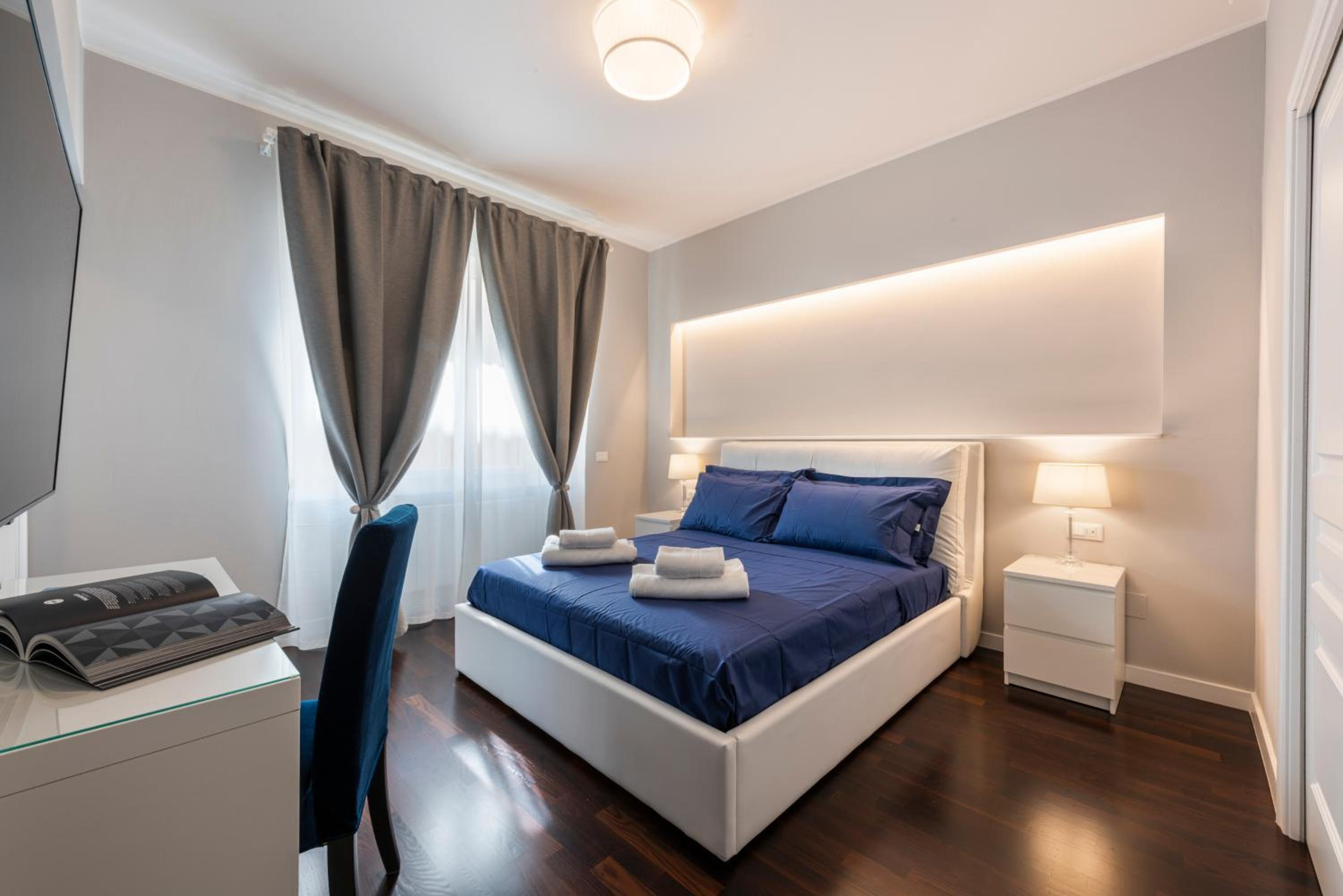 Ponte Vecchio Deluxe Apartments