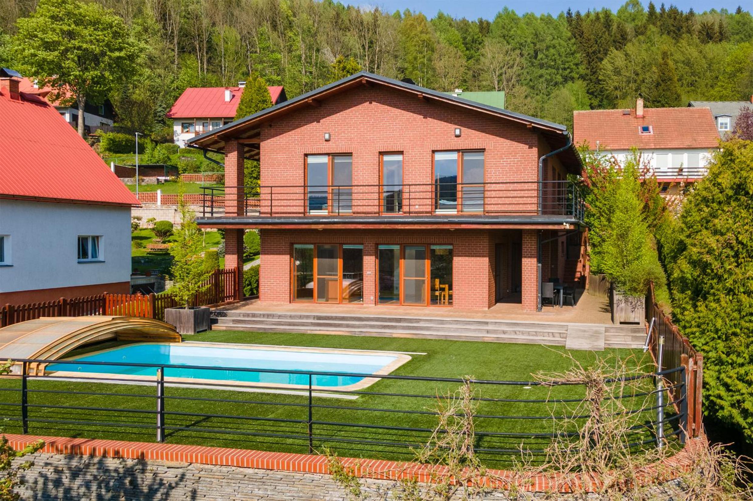 Vila Sluneční stráň view 3