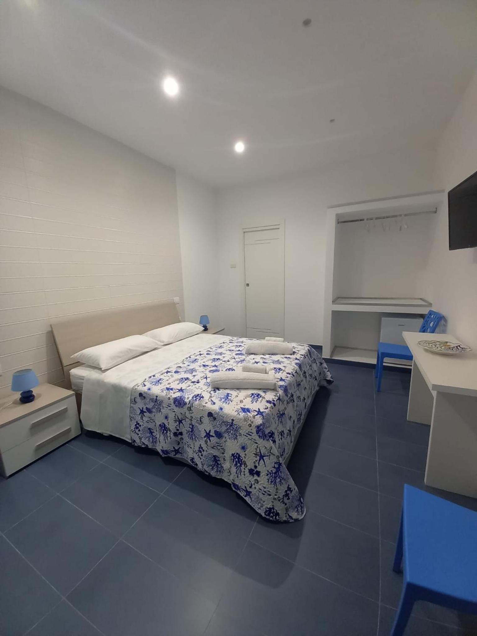 Al delfino blu view 4