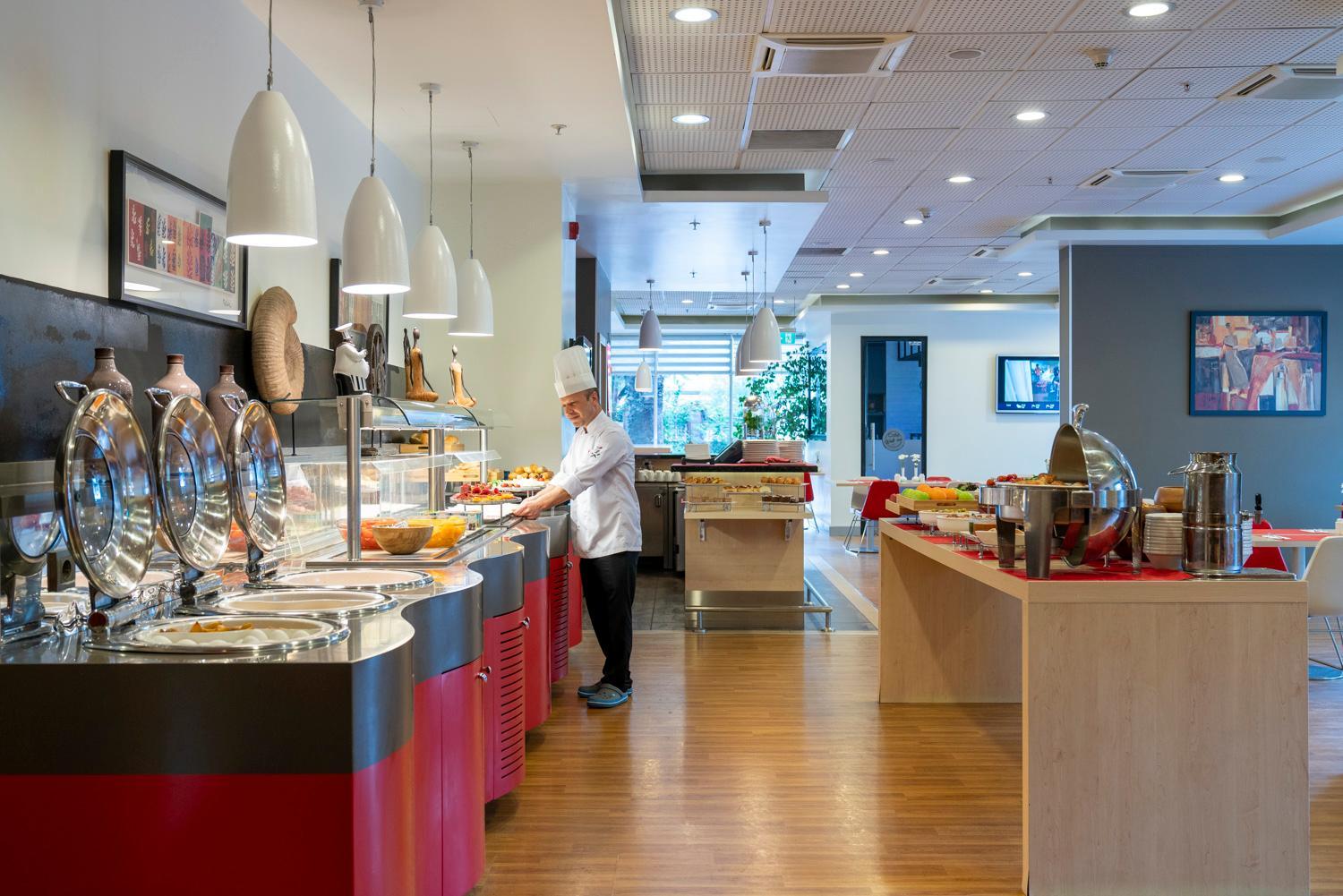 Ibis İzmir Alsancak - Image 32
