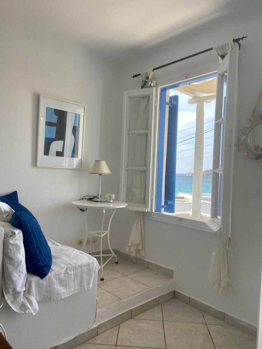 Platis Gialos Beach House with Sea View Balcony photo 2