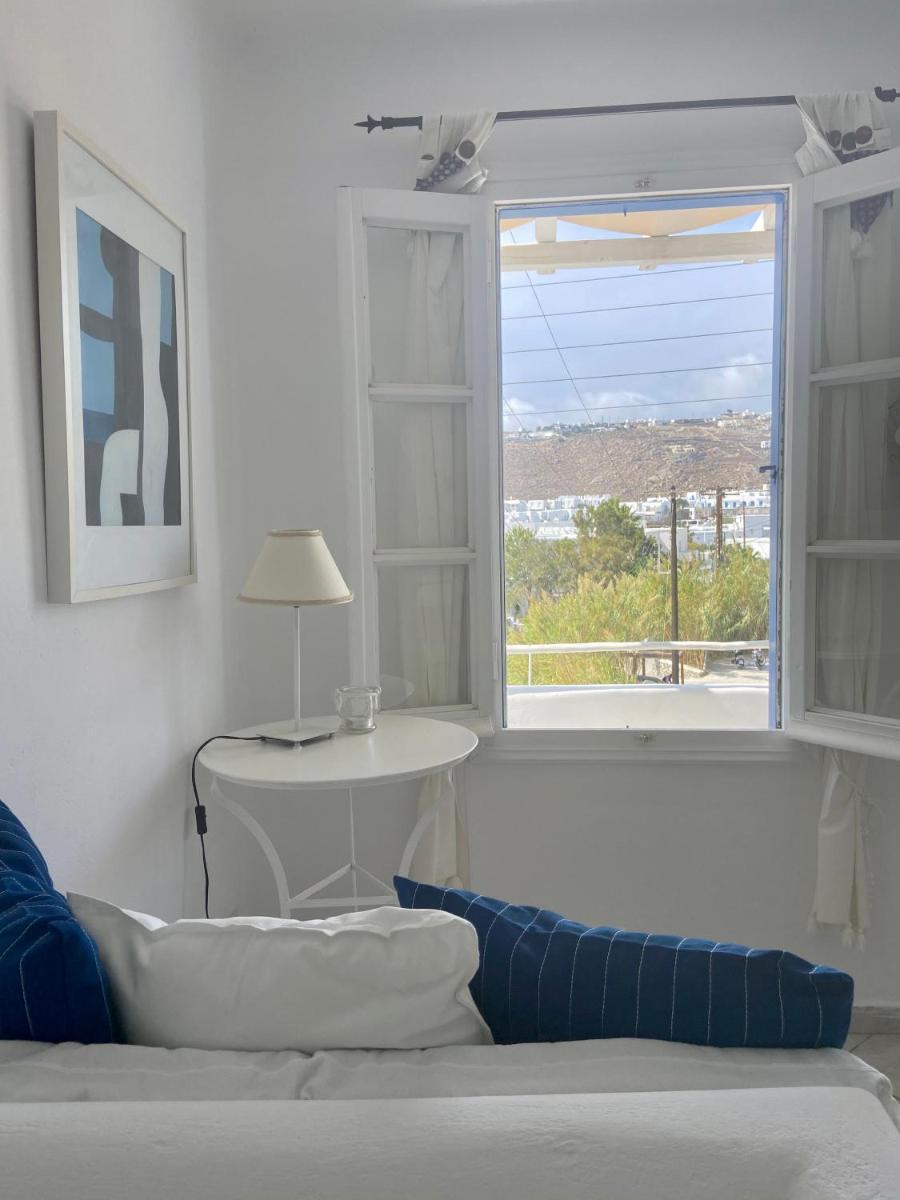 Platis Gialos Beach House with Sea View Balcony photo 4