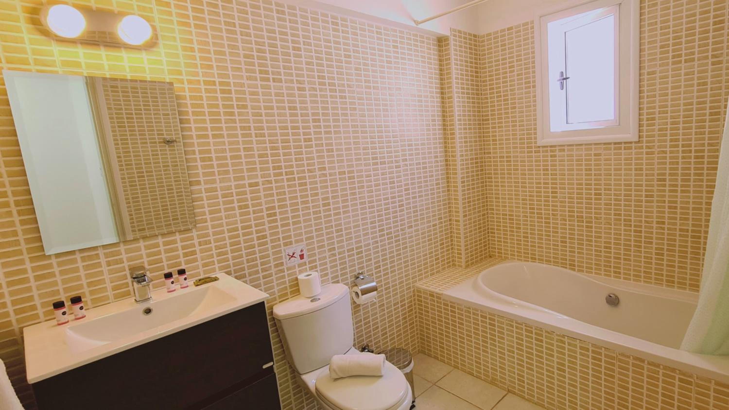 Nissi 3 Privileges Apt
