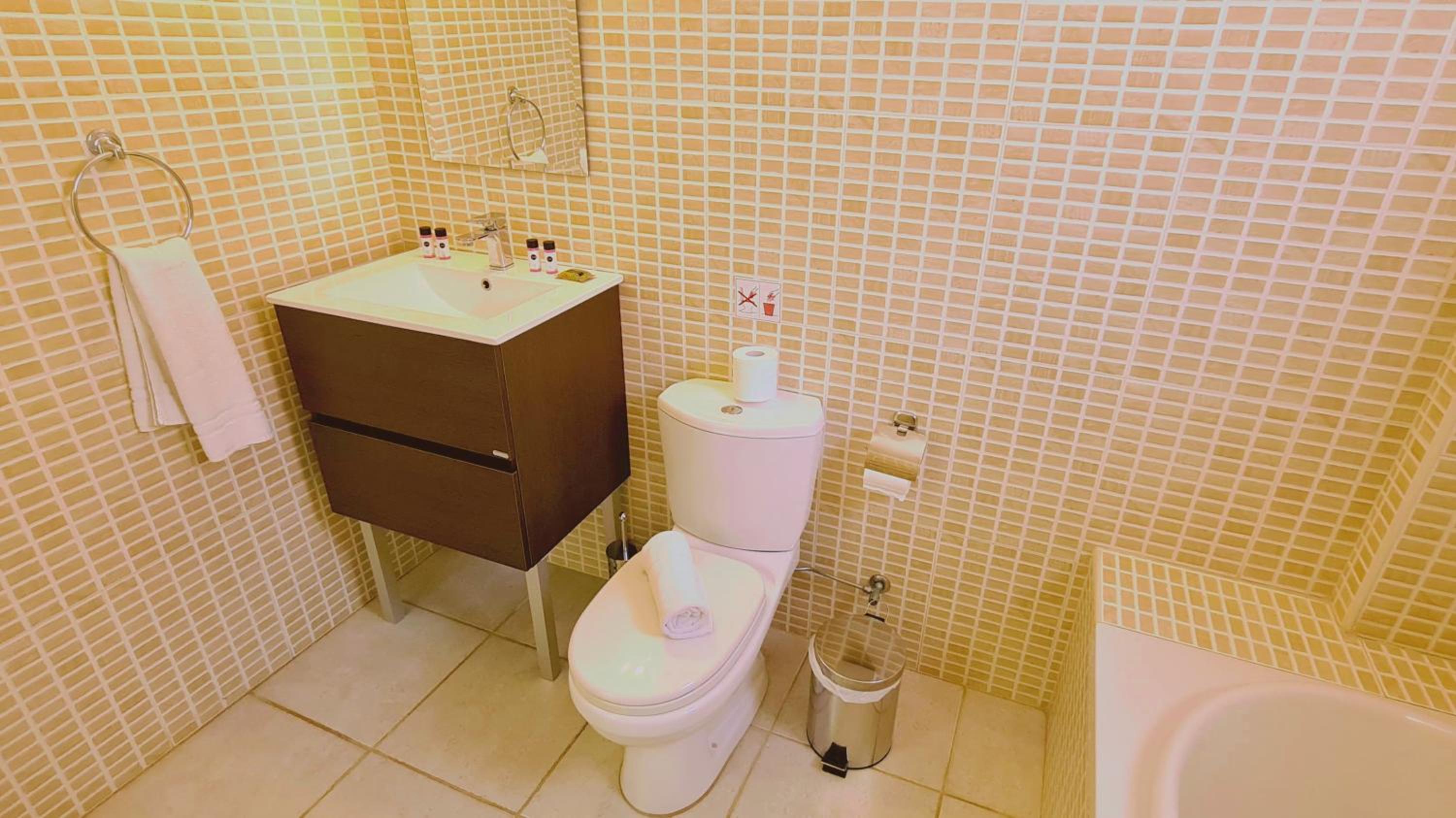 Nissi 3 Privileges Apt