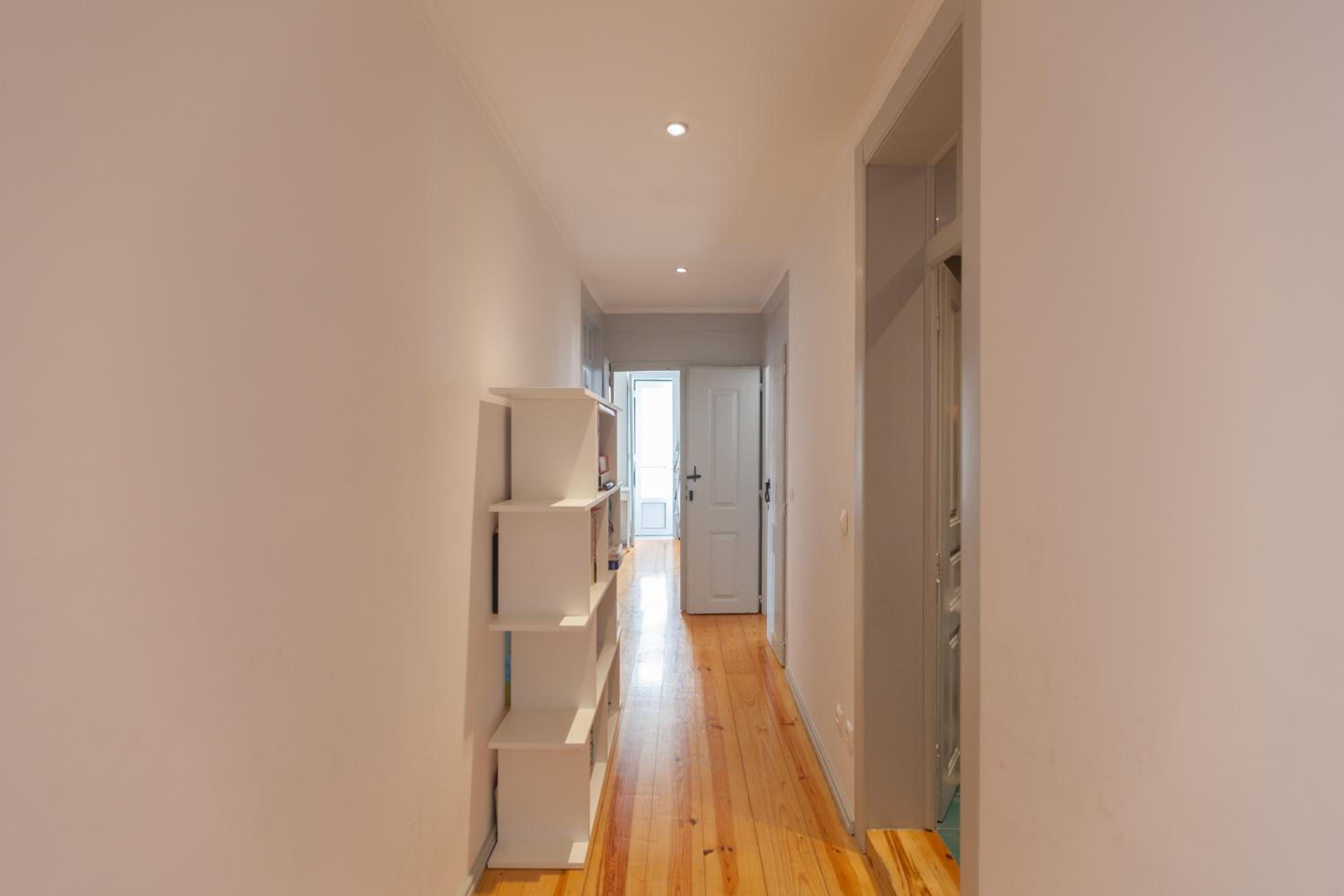 FLH Bairro Alto Bright Flat view 5
