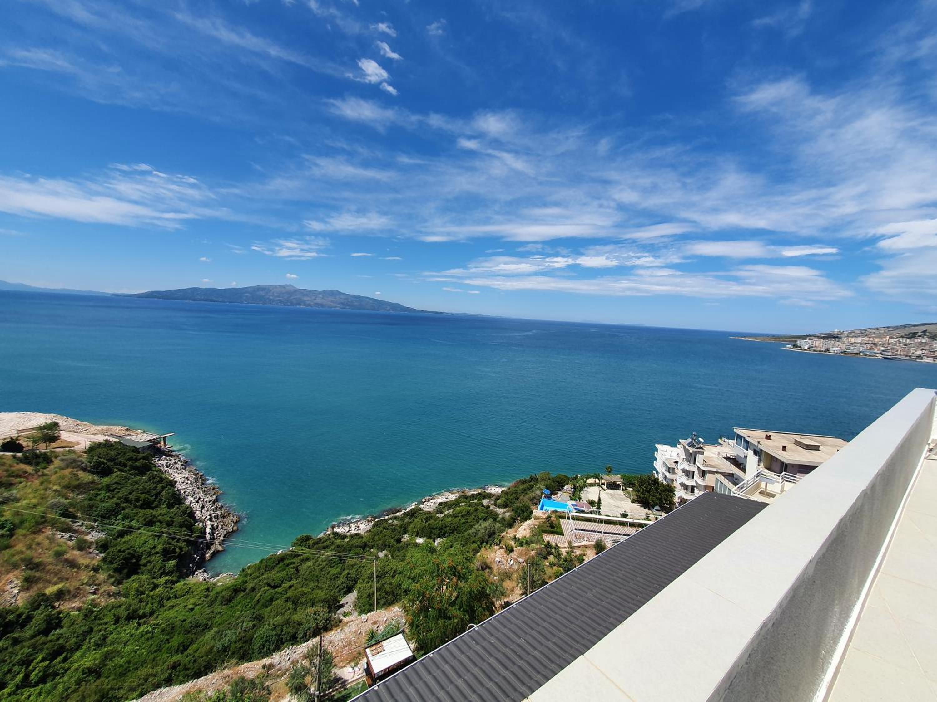 Deluxe wooden villa