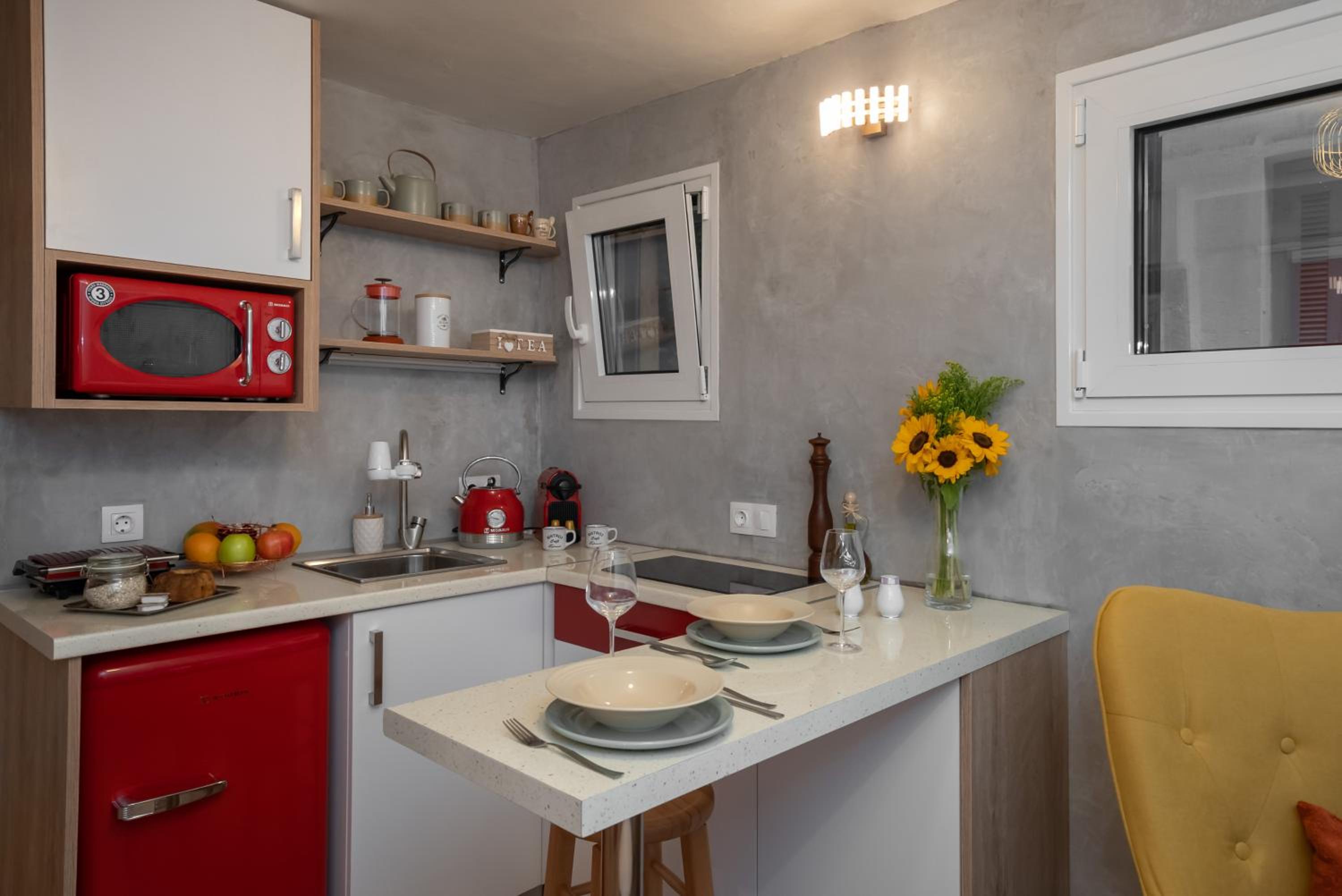 Cozy tiny apartment in the heart of Plaka